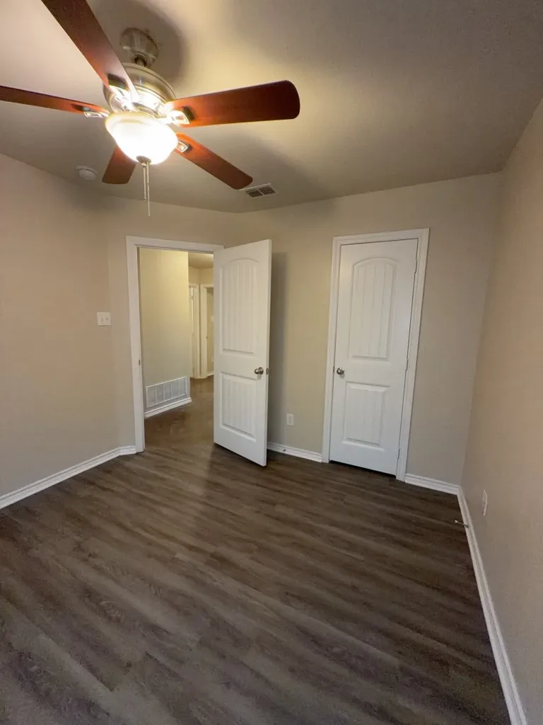 Single Family Residence For Rent in Hood County , 7306 Mistletoe Trail, Granbury, Texas 76048, 4 Bedroom, 4 Bathroom, 2 Garage spaces, 1,747 Sqft, built in 2014, mls#21381408, Real Estate Agent in Granbury, Homes For Rent in Hood county, Homes For Rent in Granbury, Realtor in Granbury Texas, Real Estate Brokerage Independent Realty Texas, Luminita Cordes Realtor