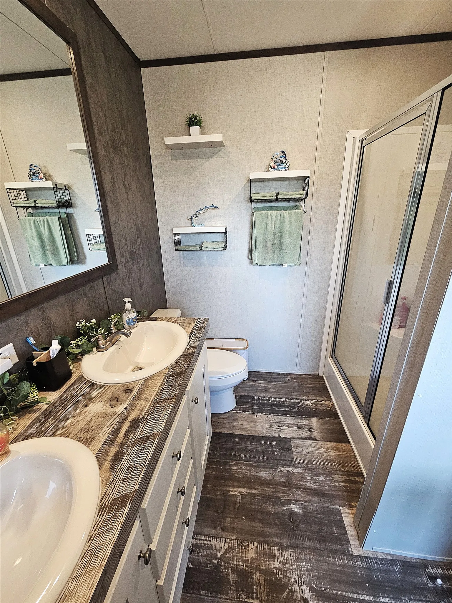 Manufactured Home For Sale in Limestone County , 200 W 6th Street, Thornton, Texas 76687, 3 Bedroom, 2 Bathroom, Garage spaces, 1,216 Sqft, built in 2023, mls#21381393, Real Estate Agent in Thornton, Homes For Sale in Limestone county, Homes For Sale in Thornton, Realtor in Thornton Texas, Real Estate Brokerage Independent Realty Texas, Luminita Cordes Realtor