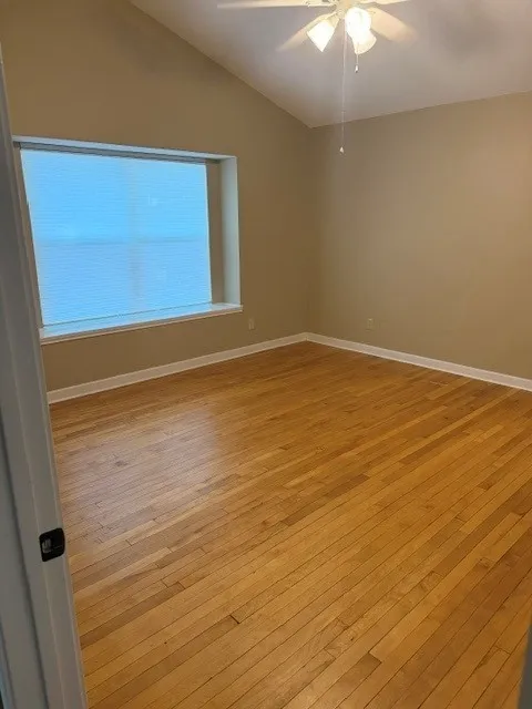 Condominium For Sale in Tarrant County , 1828 Maplewood Trail, Colleyville, Texas 76034, 2 Bedroom, 2 Bathroom, 1 Garage spaces, 1,091 Sqft, built in 1986, mls#21381355, Real Estate Agent in Colleyville, Homes For Sale in Tarrant county, Homes For Sale in Colleyville, Realtor in Colleyville Texas, Real Estate Brokerage Independent Realty Texas, Luminita Cordes Realtor