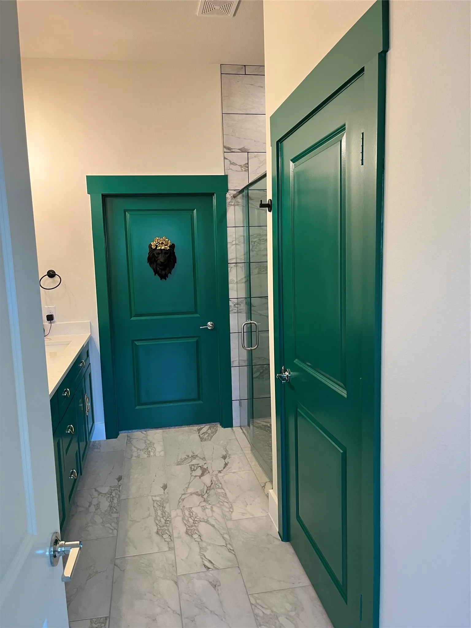 Townhouse For Rent in Tarrant County , 1420 Rose Willow Way, Arlington, Texas 76005, 2 Bedroom, 2 Bathroom, 2 Garage spaces, 1,734 Sqft, built in 2022, mls#21381413, Real Estate Agent in Arlington, Homes For Rent in Tarrant county, Homes For Rent in Arlington, Realtor in Arlington Texas, Real Estate Brokerage Independent Realty Texas, Luminita Cordes Realtor