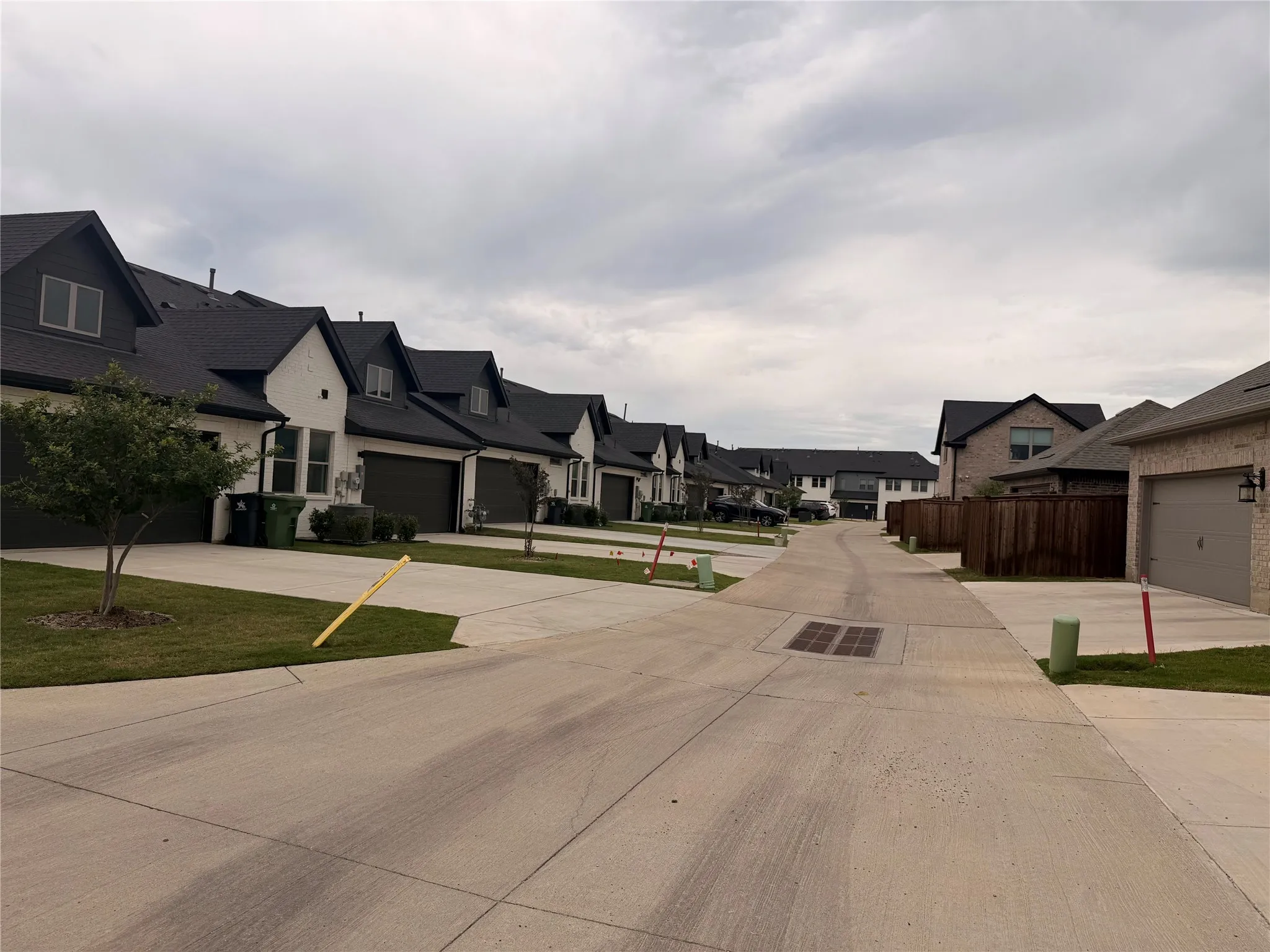 Townhouse For Rent in Tarrant County , 1420 Rose Willow Way, Arlington, Texas 76005, 2 Bedroom, 2 Bathroom, 2 Garage spaces, 1,734 Sqft, built in 2022, mls#21381413, Real Estate Agent in Arlington, Homes For Rent in Tarrant county, Homes For Rent in Arlington, Realtor in Arlington Texas, Real Estate Brokerage Independent Realty Texas, Luminita Cordes Realtor