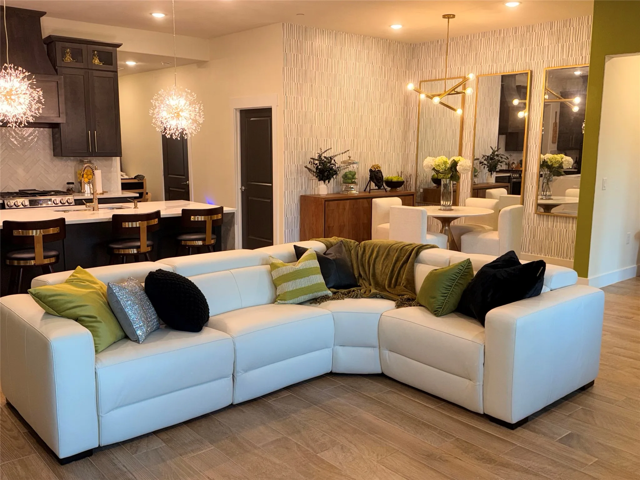 Townhouse For Rent in Tarrant County , 1420 Rose Willow Way, Arlington, Texas 76005, 2 Bedroom, 2 Bathroom, 2 Garage spaces, 1,734 Sqft, built in 2022, mls#21381413, Real Estate Agent in Arlington, Homes For Rent in Tarrant county, Homes For Rent in Arlington, Realtor in Arlington Texas, Real Estate Brokerage Independent Realty Texas, Luminita Cordes Realtor