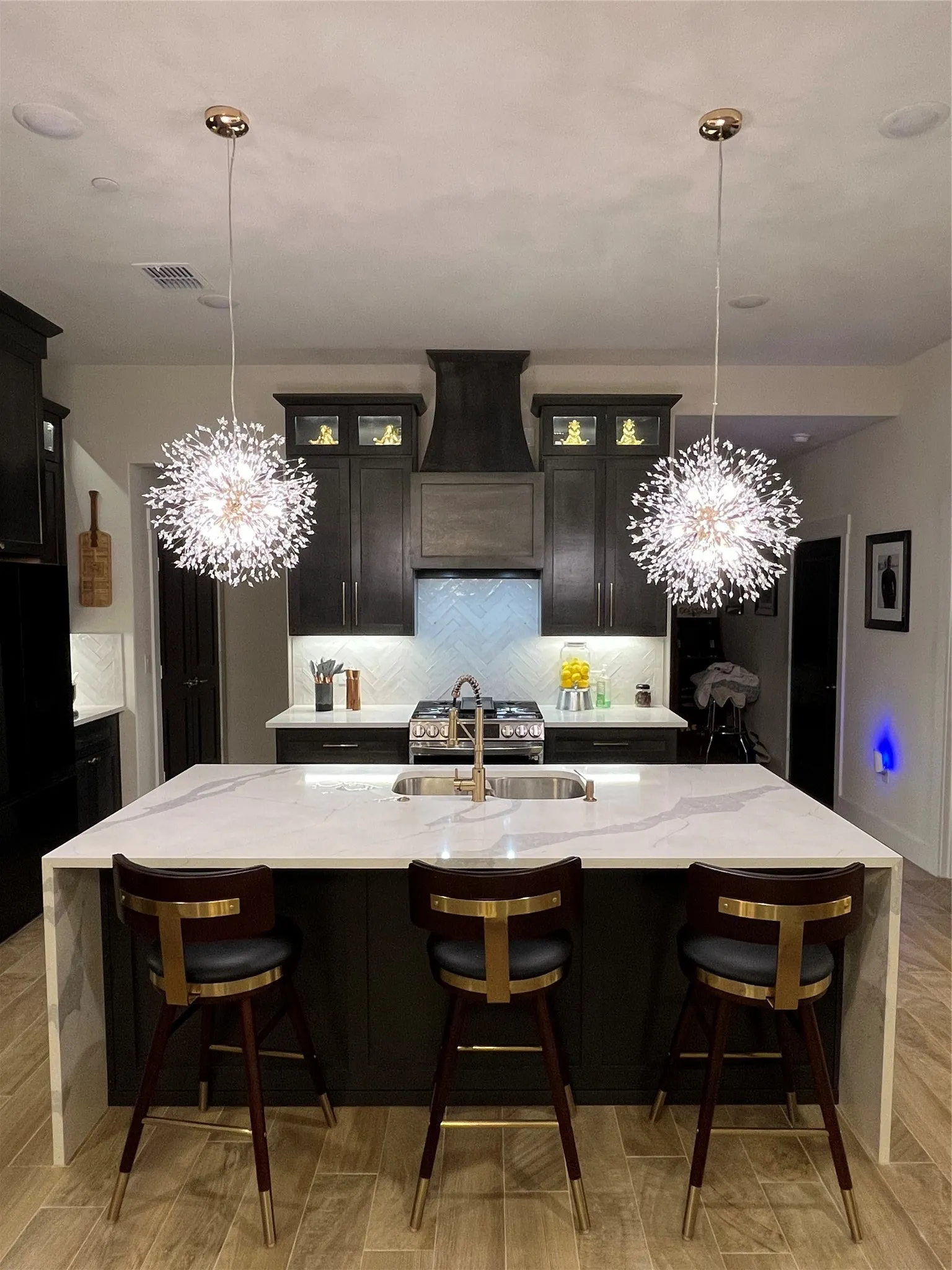 Townhouse For Rent in Tarrant County , 1420 Rose Willow Way, Arlington, Texas 76005, 2 Bedroom, 2 Bathroom, 2 Garage spaces, 1,734 Sqft, built in 2022, mls#21381413, Real Estate Agent in Arlington, Homes For Rent in Tarrant county, Homes For Rent in Arlington, Realtor in Arlington Texas, Real Estate Brokerage Independent Realty Texas, Luminita Cordes Realtor