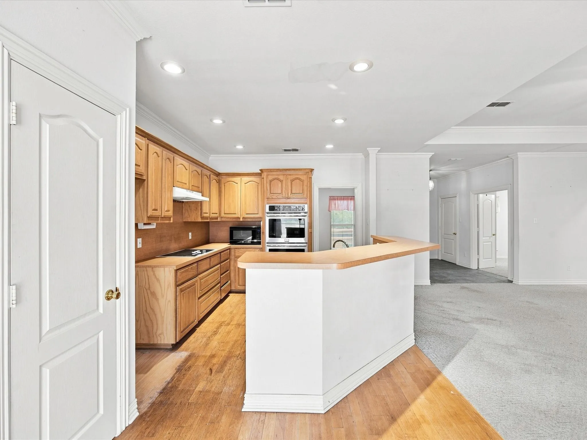 Single Family Residence For Sale in Wise County , 401 Faith Trail, Paradise, Texas 76073, 4 Bedroom, 3 Bathroom, 2 Garage spaces, 2,387 Sqft, built in 1998, mls#21381398, Real Estate Agent in Paradise, Homes For Sale in Wise county, Homes For Sale in Paradise, Realtor in Paradise Texas, Real Estate Brokerage Independent Realty Texas, Luminita Cordes Realtor