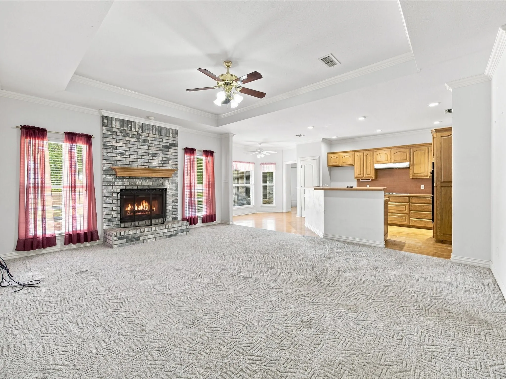 Single Family Residence For Sale in Wise County , 401 Faith Trail, Paradise, Texas 76073, 4 Bedroom, 3 Bathroom, 2 Garage spaces, 2,387 Sqft, built in 1998, mls#21381398, Real Estate Agent in Paradise, Homes For Sale in Wise county, Homes For Sale in Paradise, Realtor in Paradise Texas, Real Estate Brokerage Independent Realty Texas, Luminita Cordes Realtor