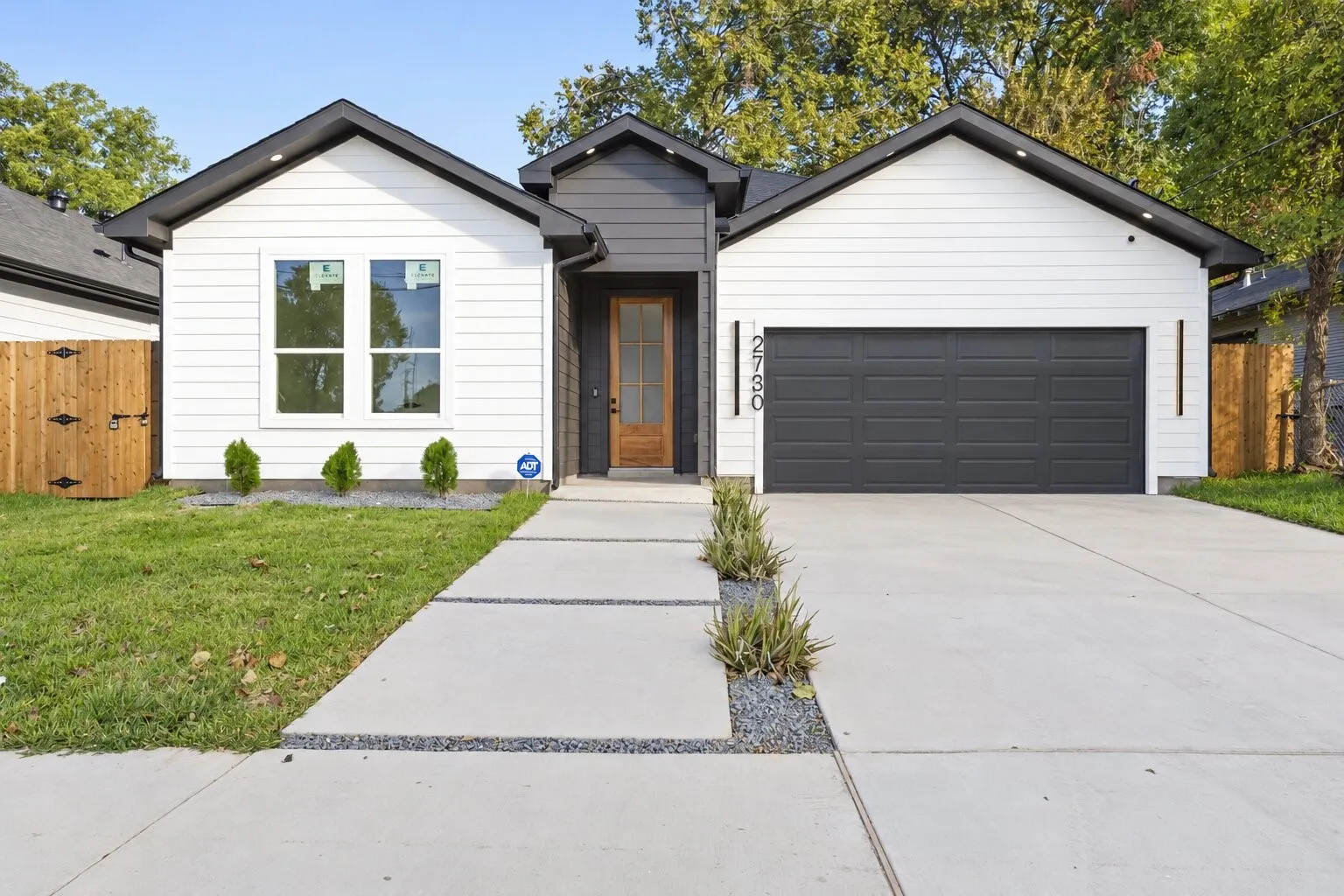 Single Family Residence For Sale in Dallas County , 2730 Marburg Street, Dallas, Texas 75215, 3 Bedroom, 2 Bathroom, 2 Garage spaces, 1,652 Sqft, built in 2026, mls#21376188, Real Estate Agent in Dallas, Homes For Sale in Dallas county, Homes For Sale in Dallas, Realtor in Dallas Texas, Real Estate Brokerage Independent Realty Texas, Luminita Cordes Realtor
