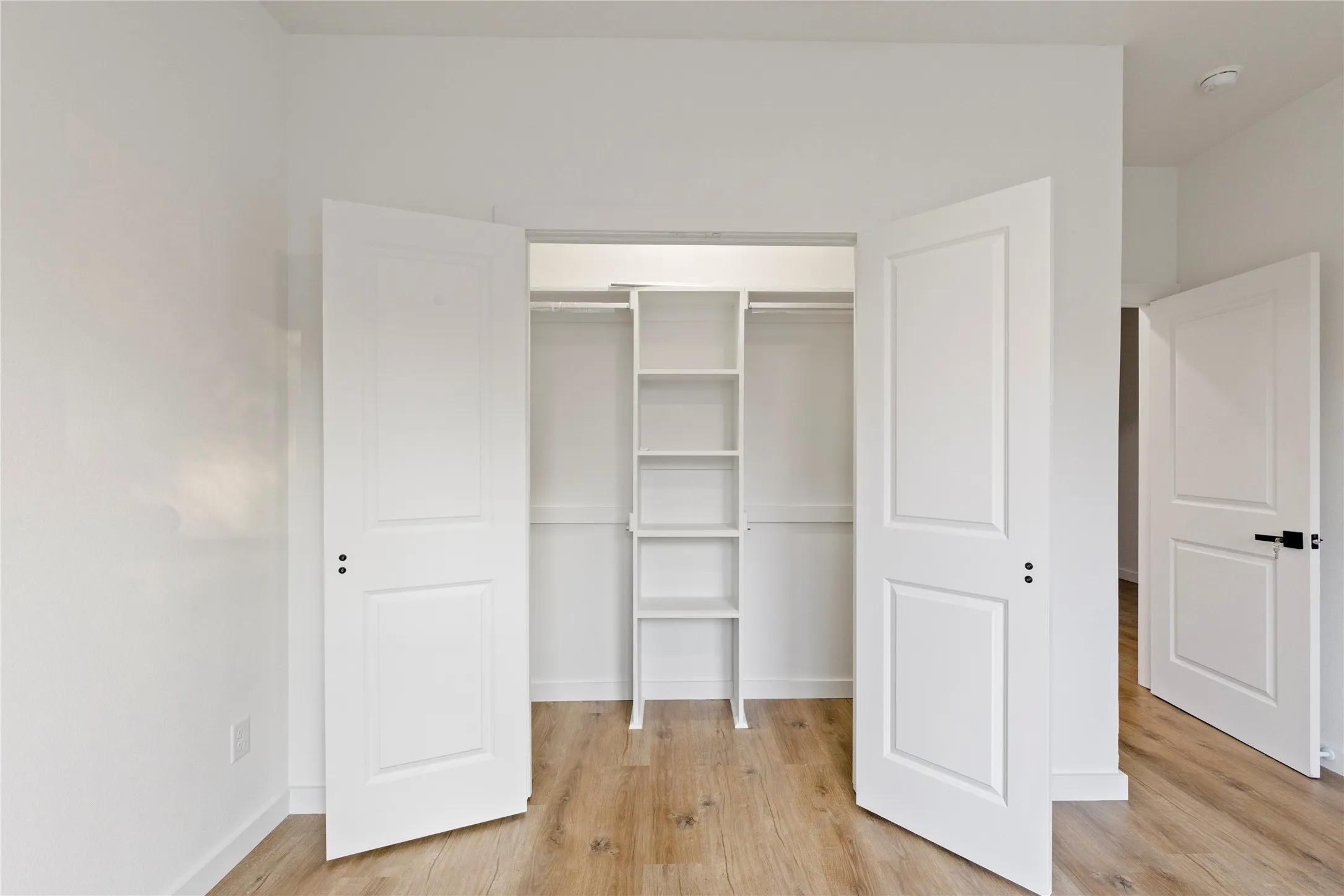Single Family Residence For Sale in Dallas County , 2730 Marburg Street, Dallas, Texas 75215, 3 Bedroom, 2 Bathroom, 2 Garage spaces, 1,652 Sqft, built in 2026, mls#21376188, Real Estate Agent in Dallas, Homes For Sale in Dallas county, Homes For Sale in Dallas, Realtor in Dallas Texas, Real Estate Brokerage Independent Realty Texas, Luminita Cordes Realtor