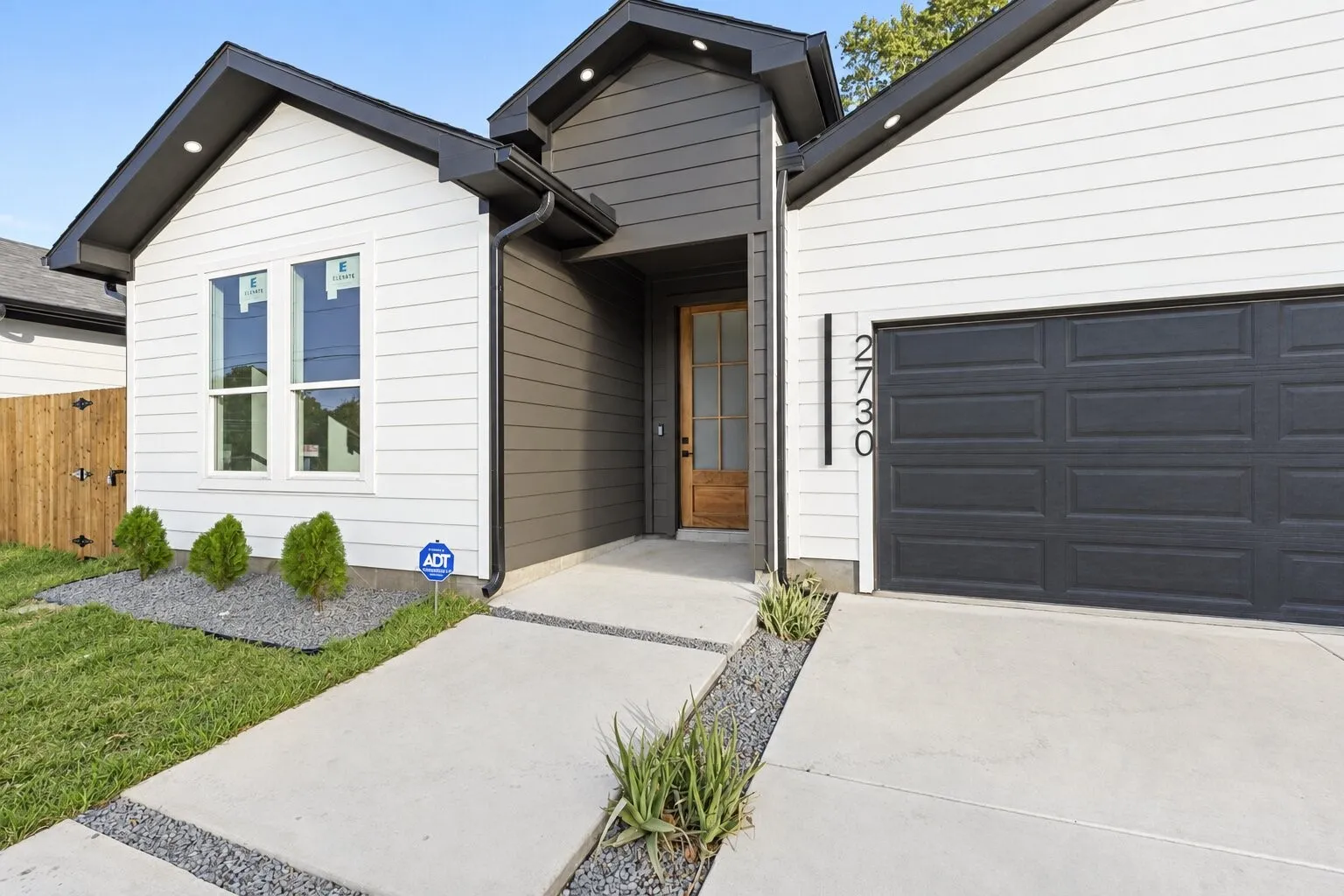 Single Family Residence For Sale in Dallas County , 2730 Marburg Street, Dallas, Texas 75215, 3 Bedroom, 2 Bathroom, 2 Garage spaces, 1,652 Sqft, built in 2026, mls#21376188, Real Estate Agent in Dallas, Homes For Sale in Dallas county, Homes For Sale in Dallas, Realtor in Dallas Texas, Real Estate Brokerage Independent Realty Texas, Luminita Cordes Realtor