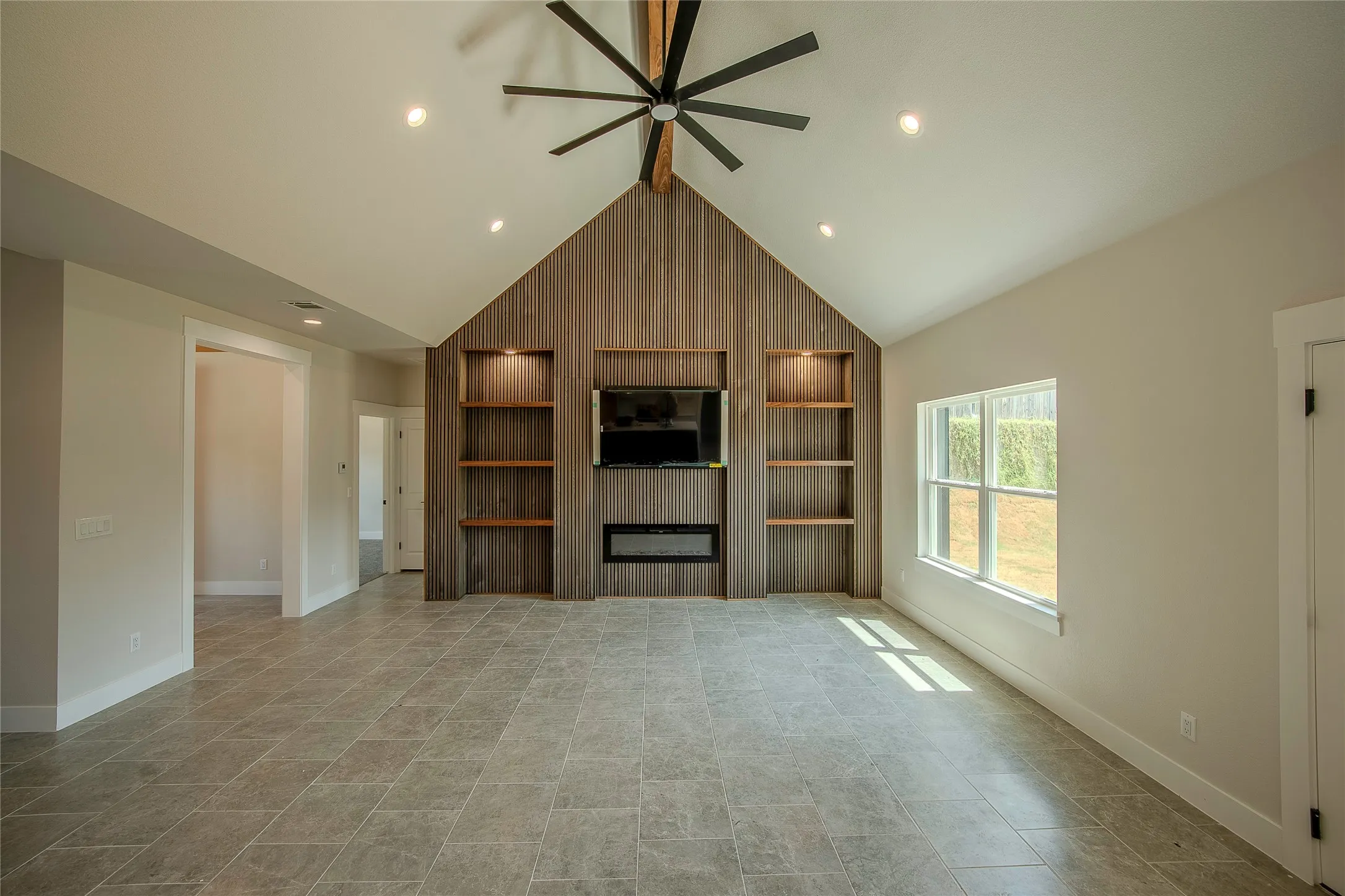 Single Family Residence For Sale in Hood County , 2217 Christine Drive, Granbury, Texas 76048, 3 Bedroom, 2 Bathroom, 2 Garage spaces, 1,812 Sqft, built in 2026, mls#21381422, Real Estate Agent in Granbury, Homes For Sale in Hood county, Homes For Sale in Granbury, Realtor in Granbury Texas, Real Estate Brokerage Independent Realty Texas, Luminita Cordes Realtor