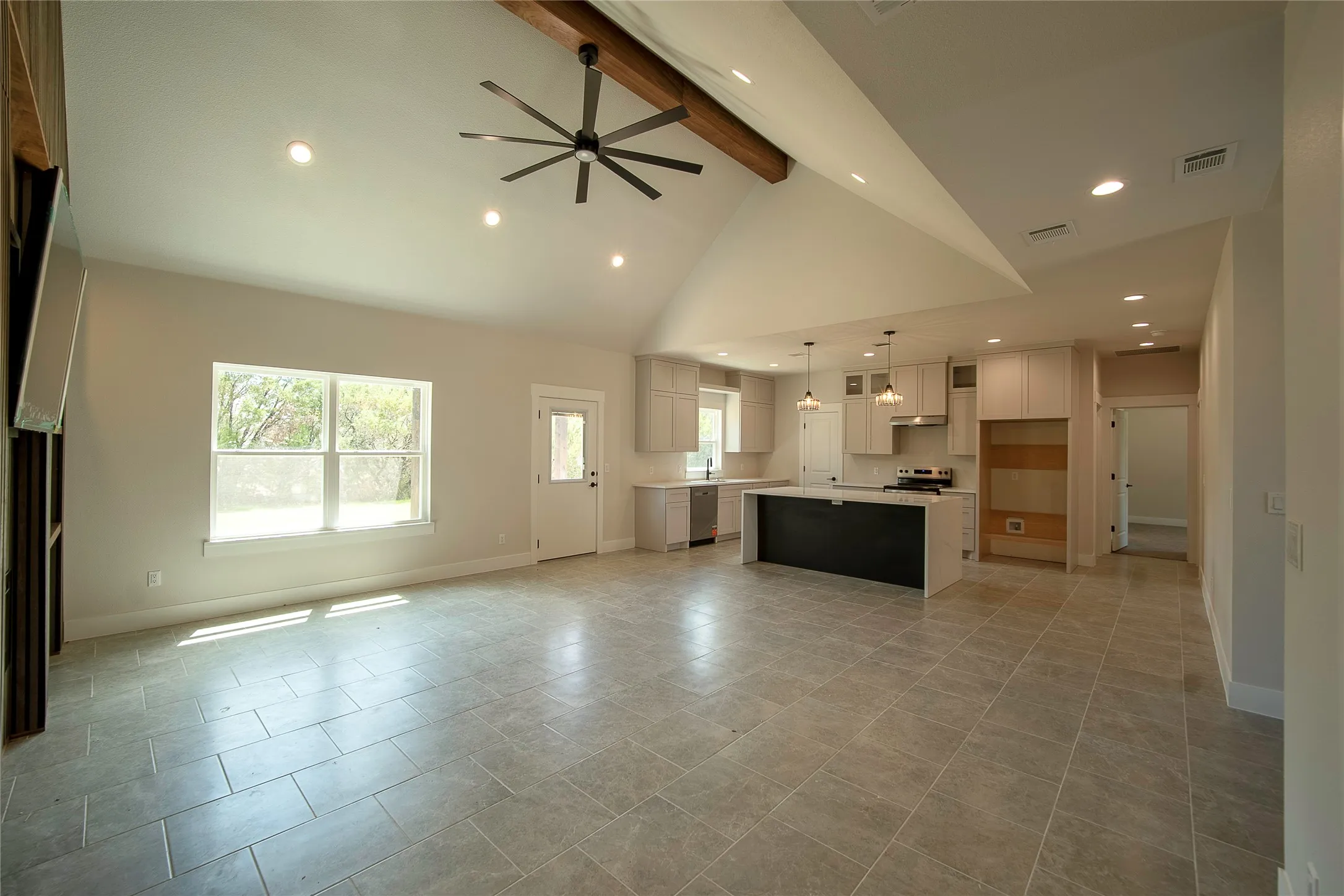 Single Family Residence For Sale in Hood County , 2217 Christine Drive, Granbury, Texas 76048, 3 Bedroom, 2 Bathroom, 2 Garage spaces, 1,812 Sqft, built in 2026, mls#21381422, Real Estate Agent in Granbury, Homes For Sale in Hood county, Homes For Sale in Granbury, Realtor in Granbury Texas, Real Estate Brokerage Independent Realty Texas, Luminita Cordes Realtor