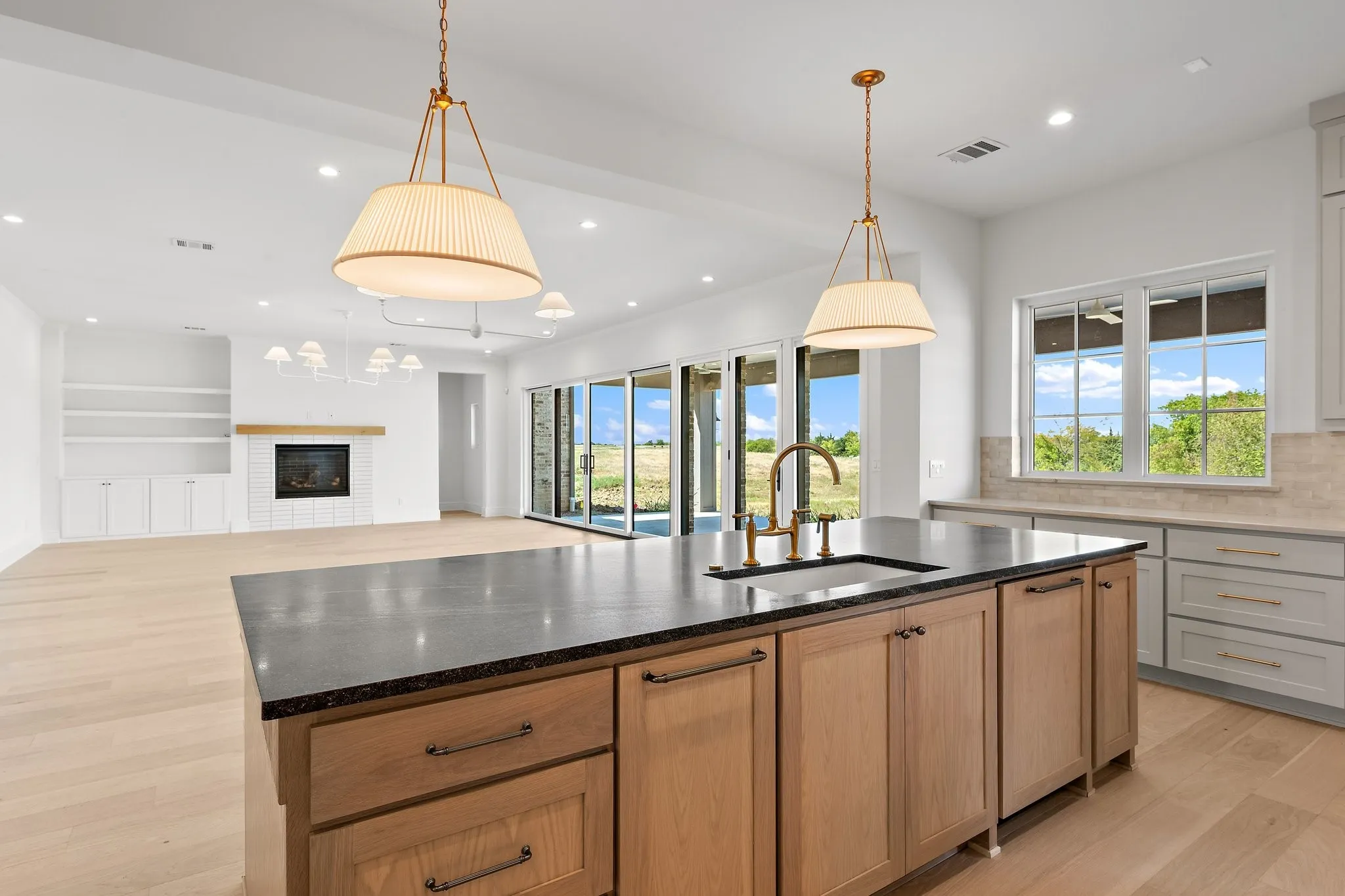 Single Family Residence For Sale in Denton County , 1111 Lakeway Drive, Sanger, Texas 76266, 4 Bedroom, 5 Bathroom, 3 Garage spaces, 5,067 Sqft, built in 2026, mls#21380974, Real Estate Agent in Sanger, Homes For Sale in Denton county, Homes For Sale in Sanger, Realtor in Sanger Texas, Real Estate Brokerage Independent Realty Texas, Luminita Cordes Realtor