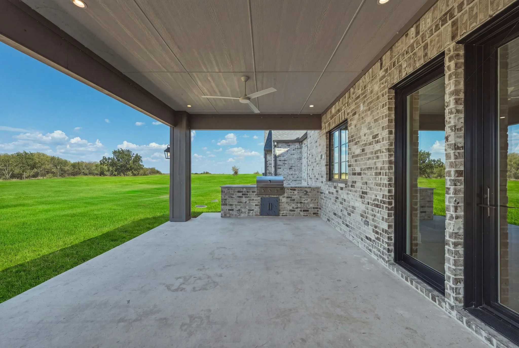 Single Family Residence For Sale in Denton County , 1111 Lakeway Drive, Sanger, Texas 76266, 4 Bedroom, 5 Bathroom, 3 Garage spaces, 5,067 Sqft, built in 2026, mls#21380974, Real Estate Agent in Sanger, Homes For Sale in Denton county, Homes For Sale in Sanger, Realtor in Sanger Texas, Real Estate Brokerage Independent Realty Texas, Luminita Cordes Realtor