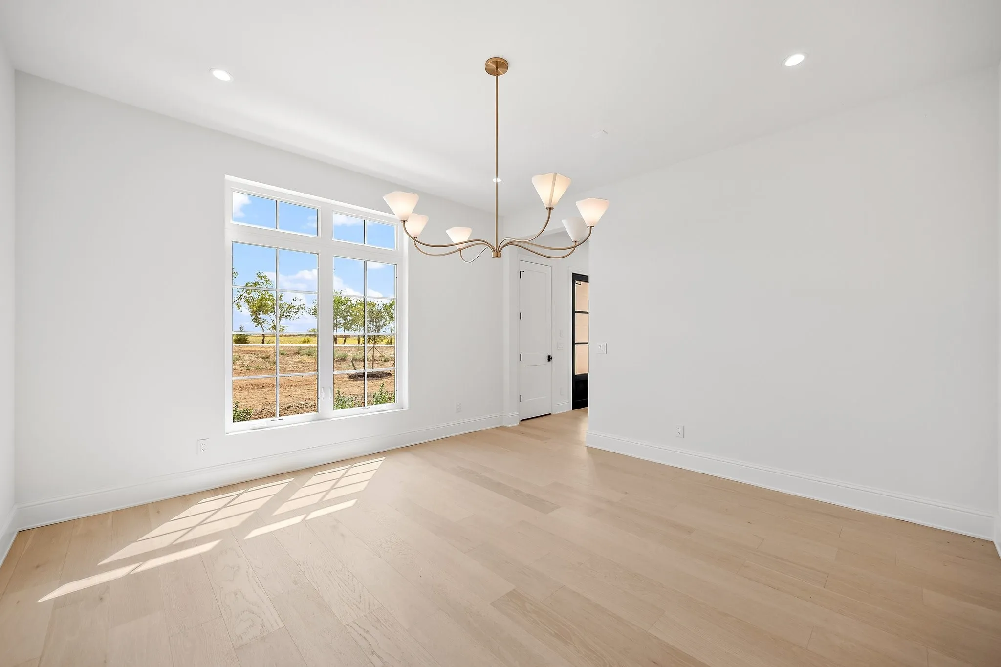 Single Family Residence For Sale in Denton County , 1111 Lakeway Drive, Sanger, Texas 76266, 4 Bedroom, 5 Bathroom, 3 Garage spaces, 5,067 Sqft, built in 2026, mls#21380974, Real Estate Agent in Sanger, Homes For Sale in Denton county, Homes For Sale in Sanger, Realtor in Sanger Texas, Real Estate Brokerage Independent Realty Texas, Luminita Cordes Realtor