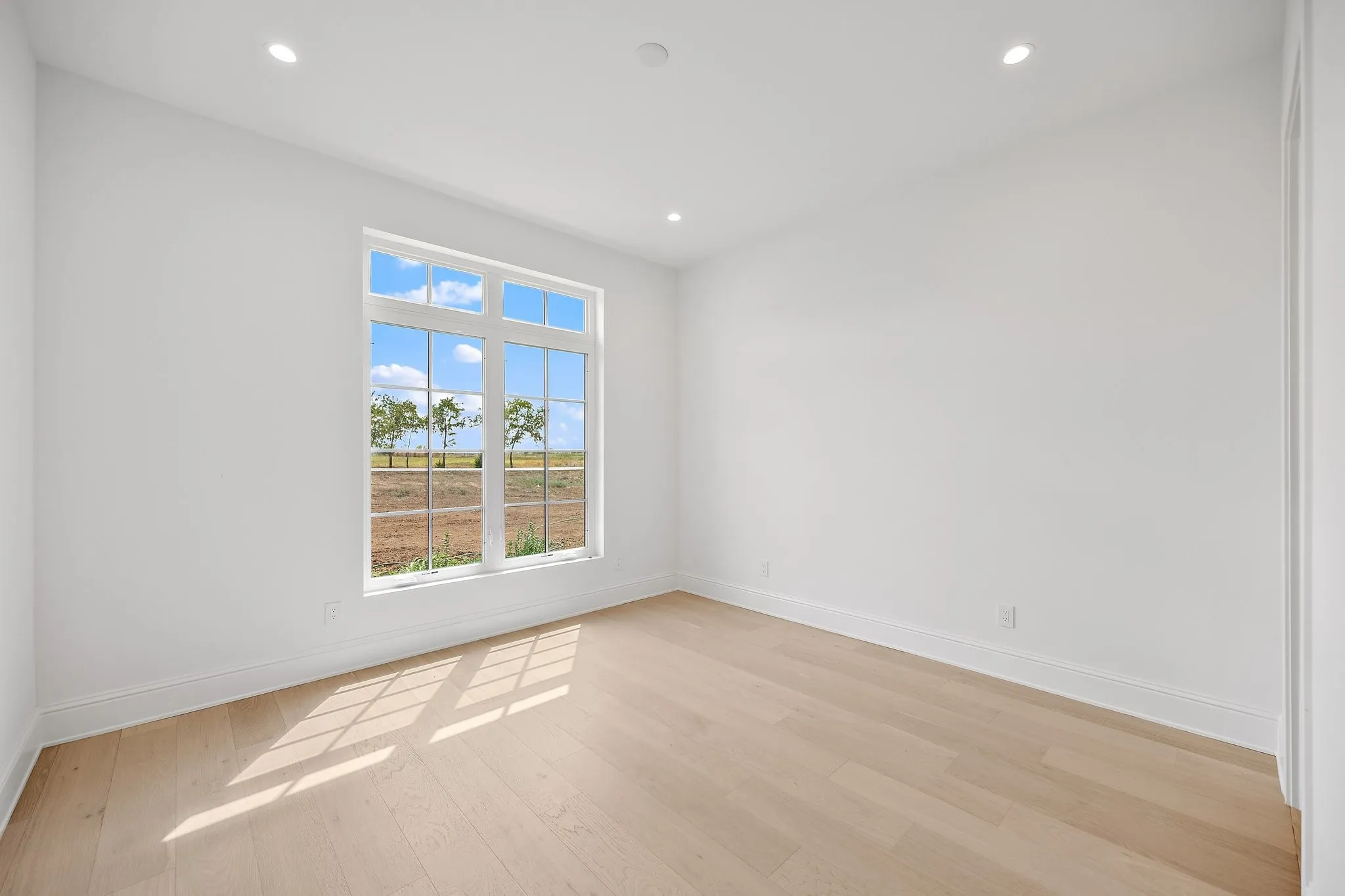 Single Family Residence For Sale in Denton County , 1111 Lakeway Drive, Sanger, Texas 76266, 4 Bedroom, 5 Bathroom, 3 Garage spaces, 5,067 Sqft, built in 2026, mls#21380974, Real Estate Agent in Sanger, Homes For Sale in Denton county, Homes For Sale in Sanger, Realtor in Sanger Texas, Real Estate Brokerage Independent Realty Texas, Luminita Cordes Realtor