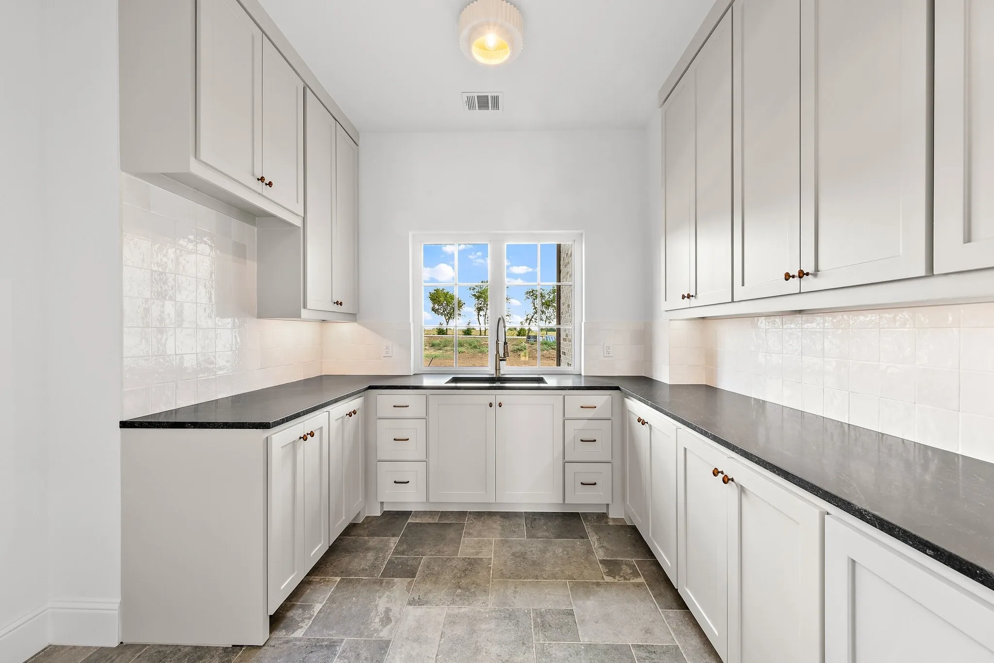 Single Family Residence For Sale in Denton County , 1111 Lakeway Drive, Sanger, Texas 76266, 4 Bedroom, 5 Bathroom, 3 Garage spaces, 5,067 Sqft, built in 2026, mls#21380974, Real Estate Agent in Sanger, Homes For Sale in Denton county, Homes For Sale in Sanger, Realtor in Sanger Texas, Real Estate Brokerage Independent Realty Texas, Luminita Cordes Realtor