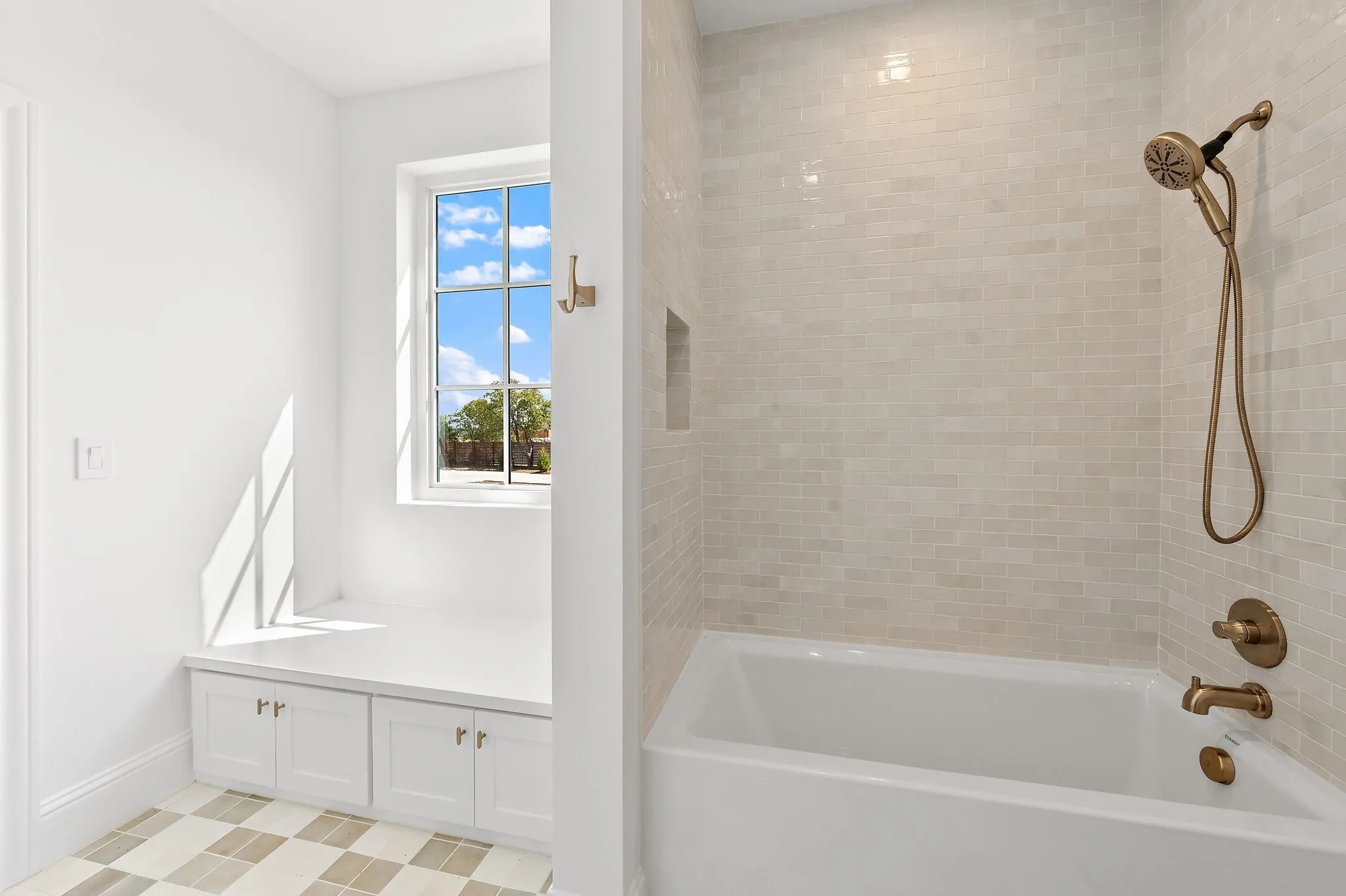 Single Family Residence For Sale in Denton County , 1111 Lakeway Drive, Sanger, Texas 76266, 4 Bedroom, 5 Bathroom, 3 Garage spaces, 5,067 Sqft, built in 2026, mls#21380974, Real Estate Agent in Sanger, Homes For Sale in Denton county, Homes For Sale in Sanger, Realtor in Sanger Texas, Real Estate Brokerage Independent Realty Texas, Luminita Cordes Realtor