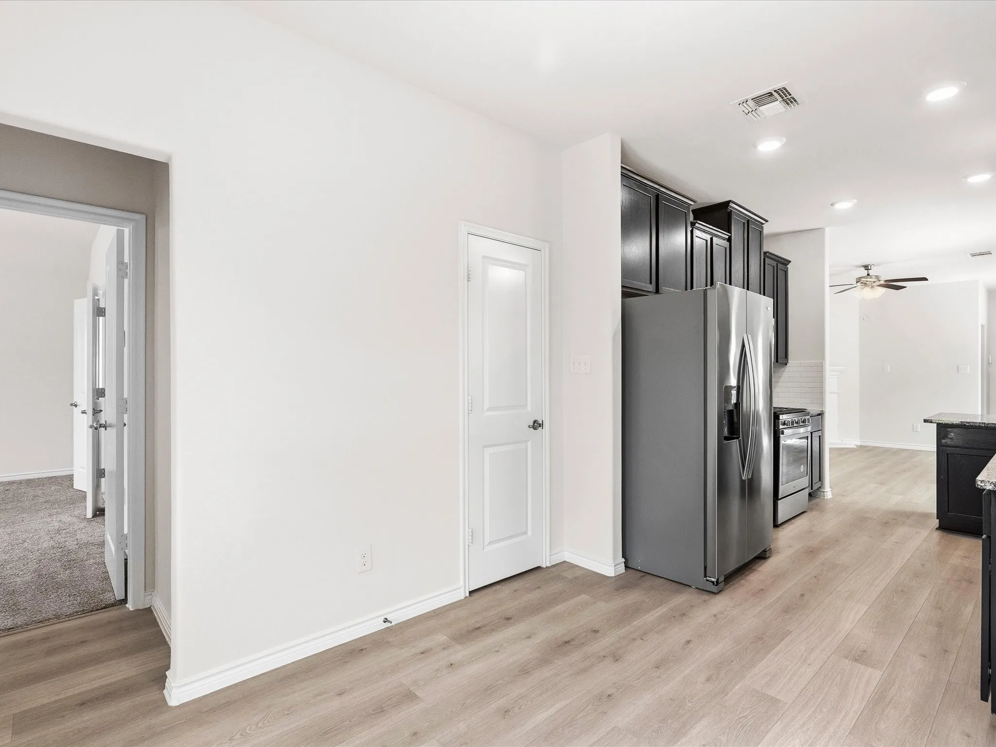 Single Family Residence For Rent in Kaufman County , 2540 Pettus Drive, Forney, Texas 75126, 3 Bedroom, 2 Bathroom, 2 Garage spaces, 1,415 Sqft, built in 2020, mls#21381431, Real Estate Agent in Forney, Homes For Rent in Kaufman county, Homes For Rent in Forney, Realtor in Forney Texas, Real Estate Brokerage Independent Realty Texas, Luminita Cordes Realtor