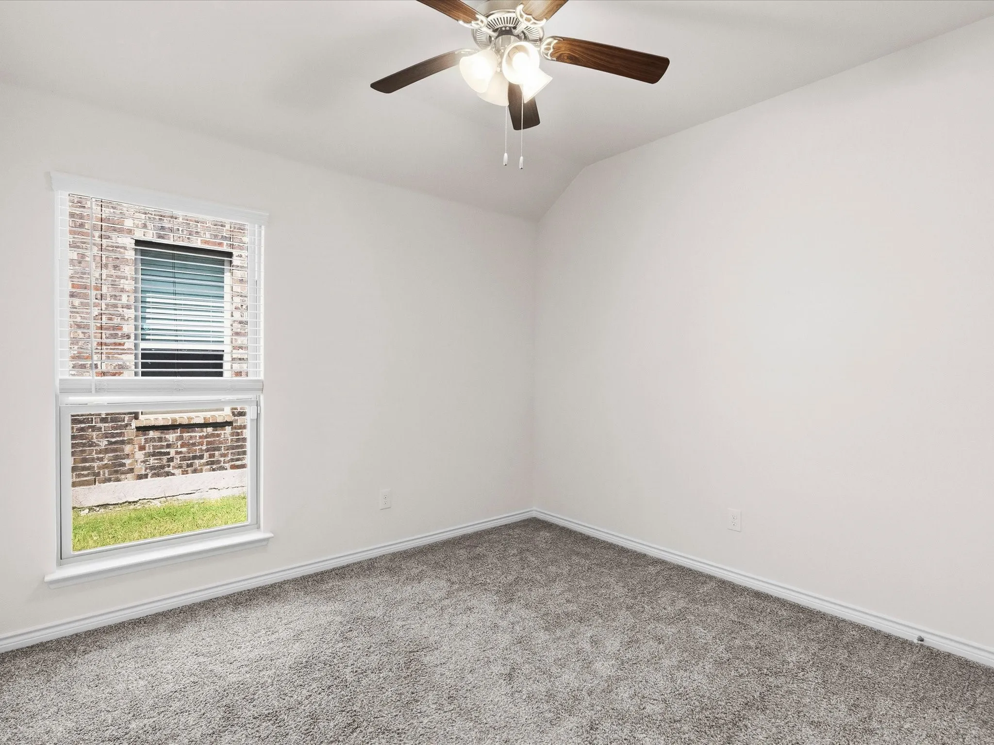 Single Family Residence For Rent in Kaufman County , 2540 Pettus Drive, Forney, Texas 75126, 3 Bedroom, 2 Bathroom, 2 Garage spaces, 1,415 Sqft, built in 2020, mls#21381431, Real Estate Agent in Forney, Homes For Rent in Kaufman county, Homes For Rent in Forney, Realtor in Forney Texas, Real Estate Brokerage Independent Realty Texas, Luminita Cordes Realtor