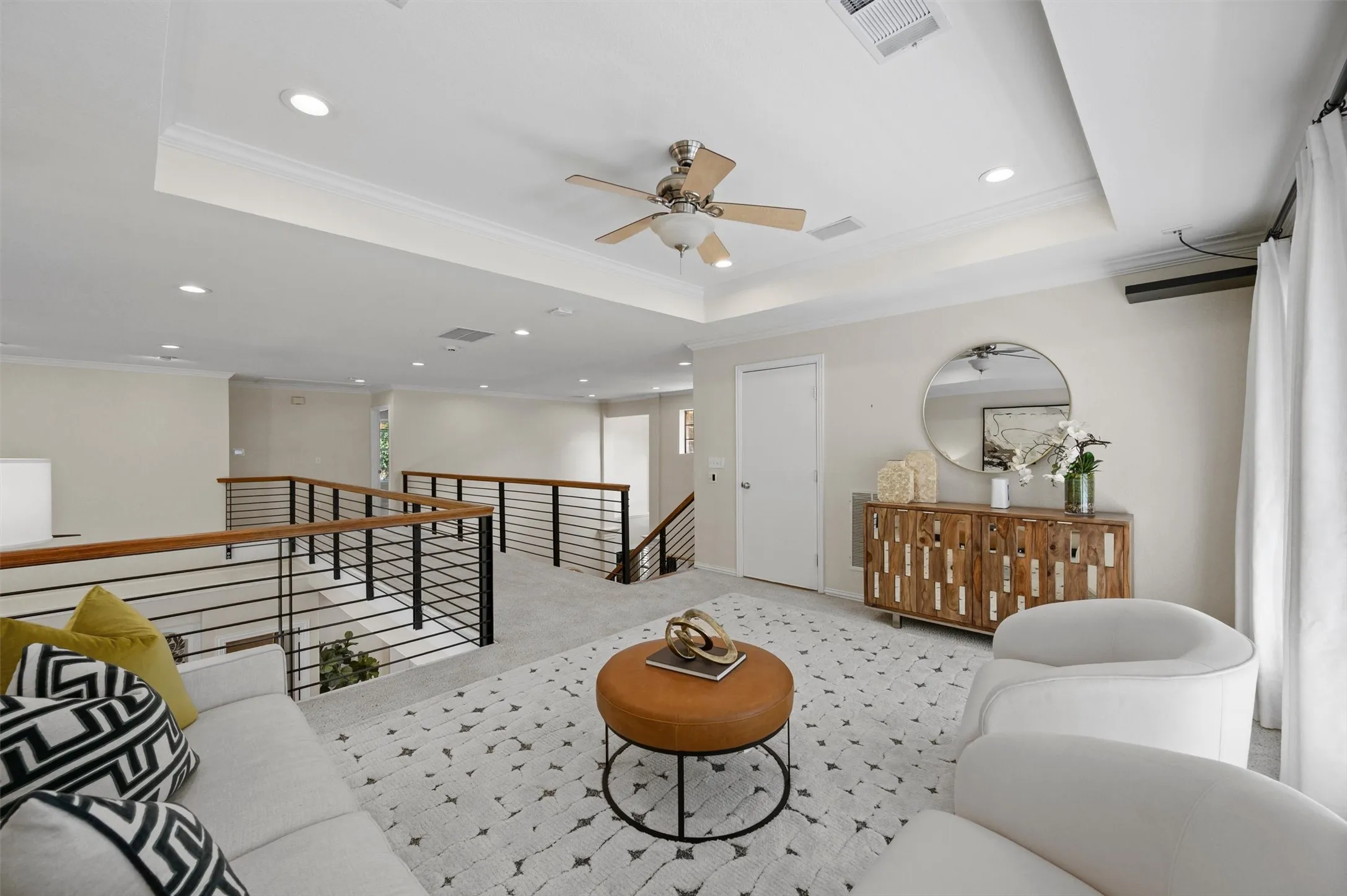 Single Family Residence For Sale in Dallas County , 4025 Wellingshire Lane, Dallas, Texas 75220, 3 Bedroom, 3 Bathroom, 2 Garage spaces, 2,949 Sqft, built in 1996, mls#21380413, Real Estate Agent in Dallas, Homes For Sale in Dallas county, Homes For Sale in Dallas, Realtor in Dallas Texas, Real Estate Brokerage Independent Realty Texas, Luminita Cordes Realtor
