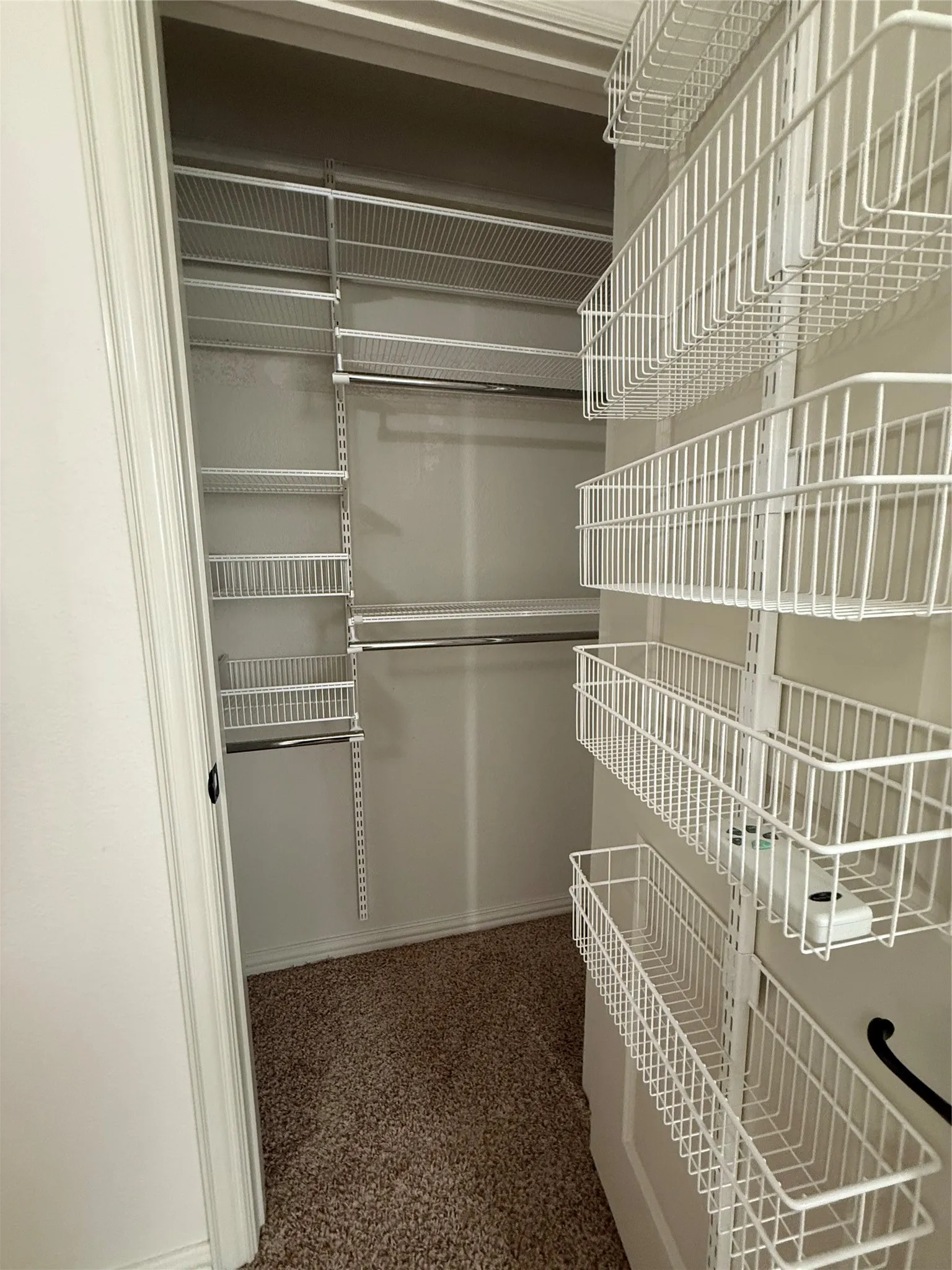 Townhouse For Rent in Denton County , 2265 Salado Drive, Lewisville, Texas 75067, 3 Bedroom, 3 Bathroom, 2 Garage spaces, 1,885 Sqft, built in 2012, mls#21380890, Real Estate Agent in Lewisville, Homes For Rent in Denton county, Homes For Rent in Lewisville, Realtor in Lewisville Texas, Real Estate Brokerage Independent Realty Texas, Luminita Cordes Realtor