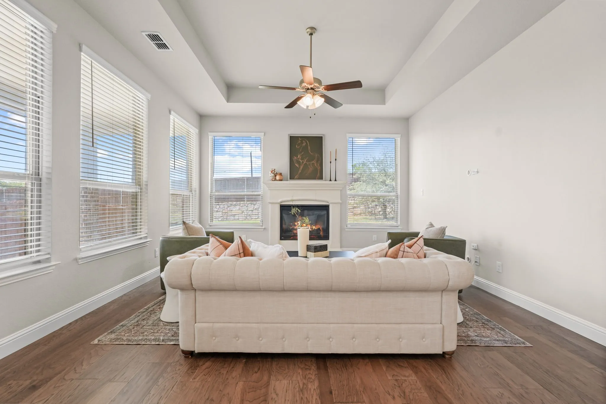 Single Family Residence For Sale in Parker County , 712 Brody Trail, Aledo, Texas 76008, 5 Bedroom, 4 Bathroom, 2 Garage spaces, 3,411 Sqft, built in 2020, mls#21381457, Real Estate Agent in Aledo, Homes For Sale in Parker county, Homes For Sale in Aledo, Realtor in Aledo Texas, Real Estate Brokerage Independent Realty Texas, Luminita Cordes Realtor