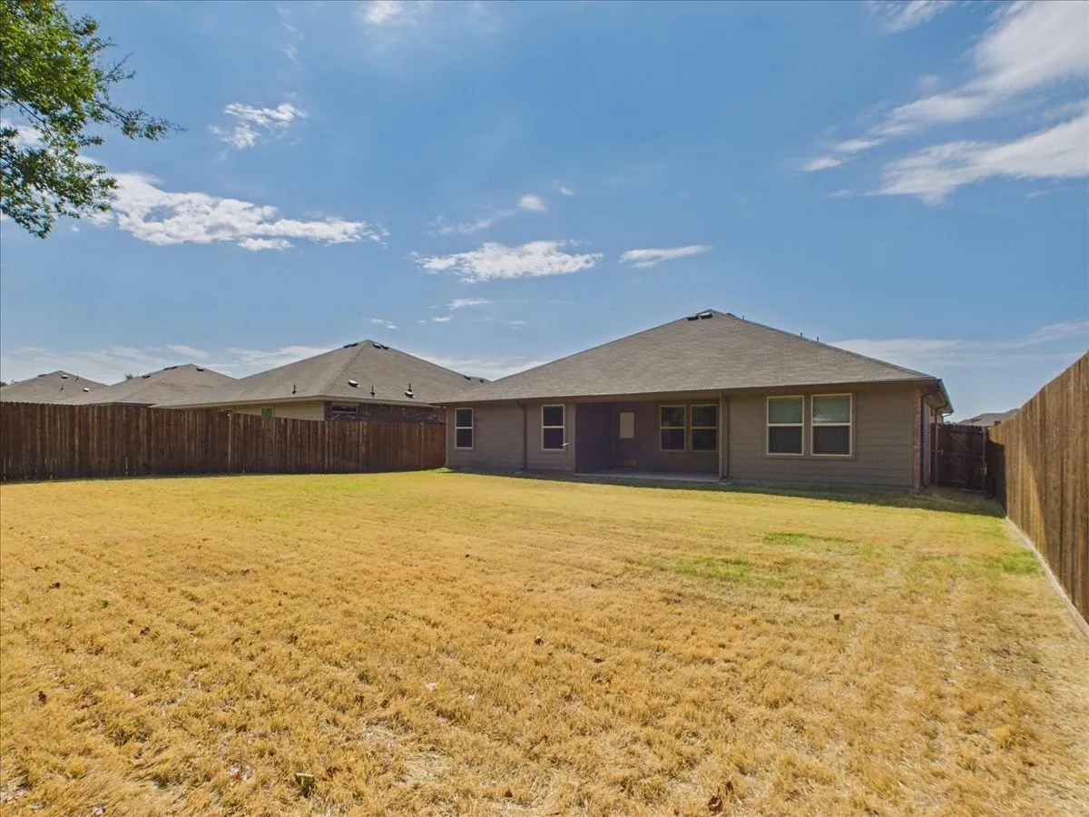Single Family Residence For Rent in Johnson County , 1449 Bennett Drive, Burleson, Texas 76028, 4 Bedroom, 2 Bathroom, 2 Garage spaces, 2,188 Sqft, built in 2024, mls#21381460, Real Estate Agent in Burleson, Homes For Rent in Johnson county, Homes For Rent in Burleson, Realtor in Burleson Texas, Real Estate Brokerage Independent Realty Texas, Luminita Cordes Realtor