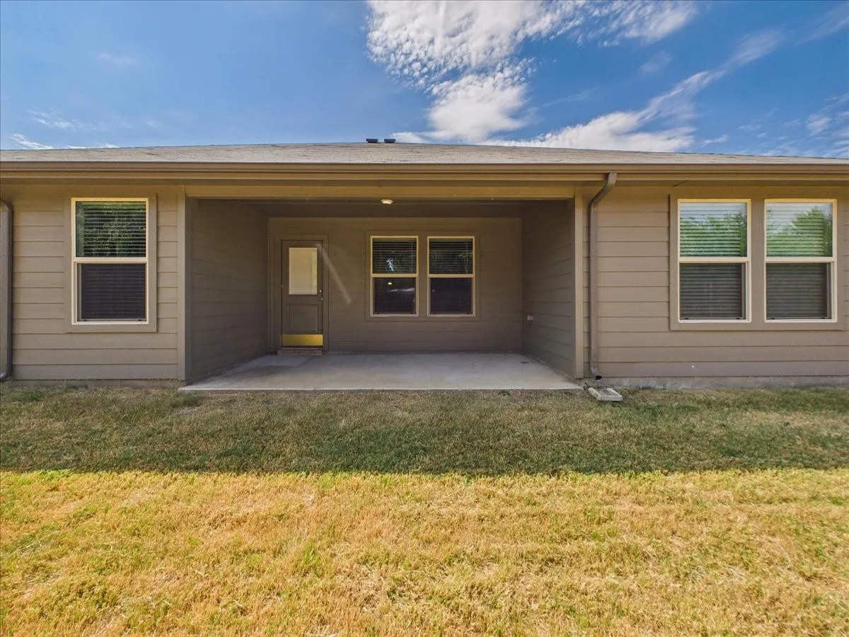 Single Family Residence For Rent in Johnson County , 1449 Bennett Drive, Burleson, Texas 76028, 4 Bedroom, 2 Bathroom, 2 Garage spaces, 2,188 Sqft, built in 2024, mls#21381460, Real Estate Agent in Burleson, Homes For Rent in Johnson county, Homes For Rent in Burleson, Realtor in Burleson Texas, Real Estate Brokerage Independent Realty Texas, Luminita Cordes Realtor