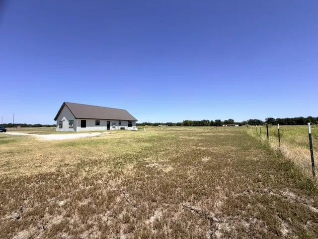 Single Family Residence For Sale in Hill County , 136 Hcr 2221 E, Aquilla, Texas 76622, 4 Bedroom, 3 Bathroom, Garage spaces, 1,875 Sqft, built in 2022, mls#21381330, Real Estate Agent in Aquilla, Homes For Sale in Hill county, Homes For Sale in Aquilla, Realtor in Aquilla Texas, Real Estate Brokerage Independent Realty Texas, Luminita Cordes Realtor