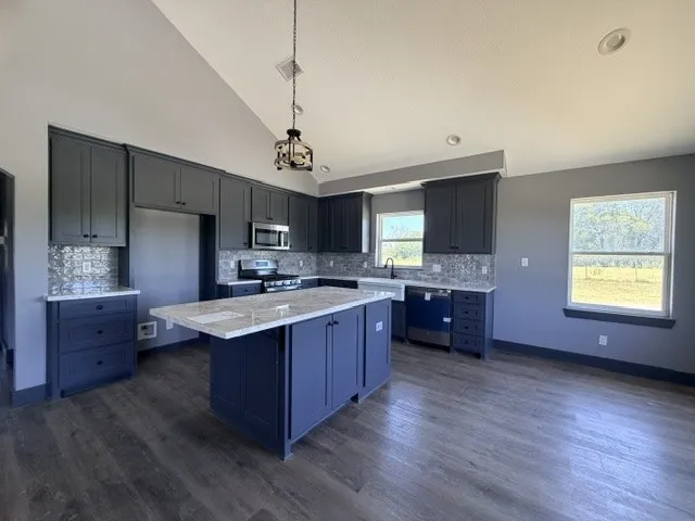 Single Family Residence For Sale in Hill County , 136 Hcr 2221 E, Aquilla, Texas 76622, 4 Bedroom, 3 Bathroom, Garage spaces, 1,875 Sqft, built in 2022, mls#21381330, Real Estate Agent in Aquilla, Homes For Sale in Hill county, Homes For Sale in Aquilla, Realtor in Aquilla Texas, Real Estate Brokerage Independent Realty Texas, Luminita Cordes Realtor