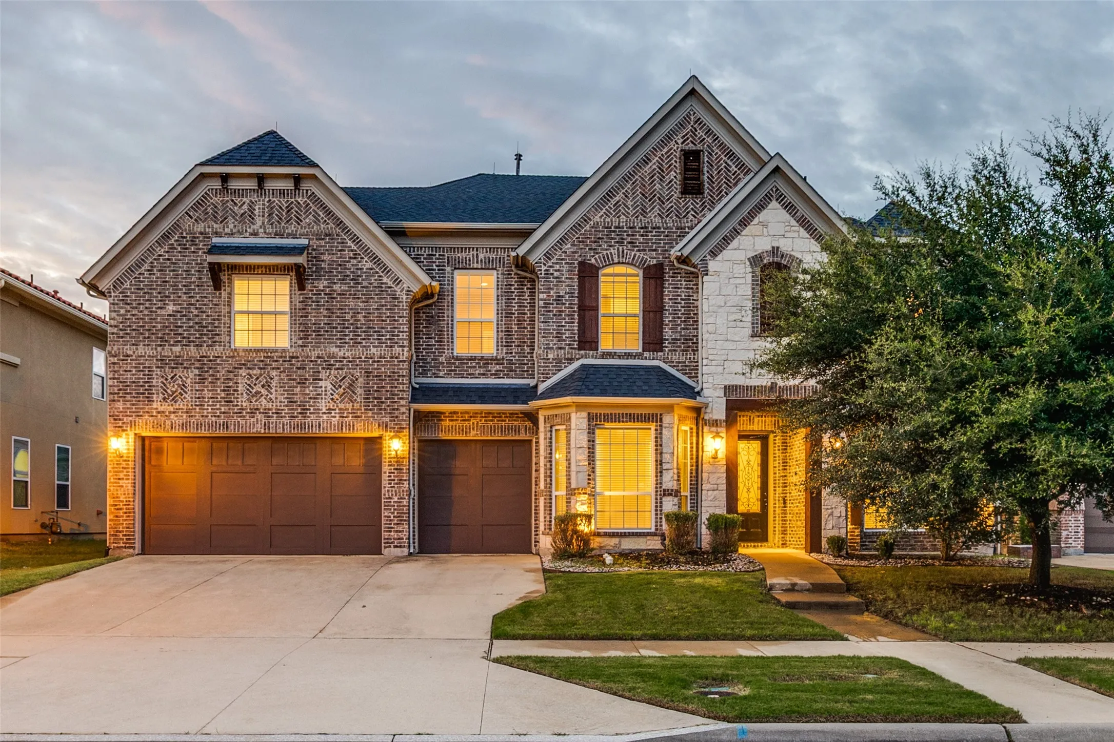 Single Family Residence For Rent in Collin County , 13500 Mardi Gras Lane, Frisco, Texas 75035, 5 Bedroom, 5 Bathroom, 3 Garage spaces, 4,438 Sqft, built in 2014, mls#21381462, Real Estate Agent in Frisco, Homes For Rent in Collin county, Homes For Rent in Frisco, Realtor in Frisco Texas, Real Estate Brokerage Independent Realty Texas, Luminita Cordes Realtor