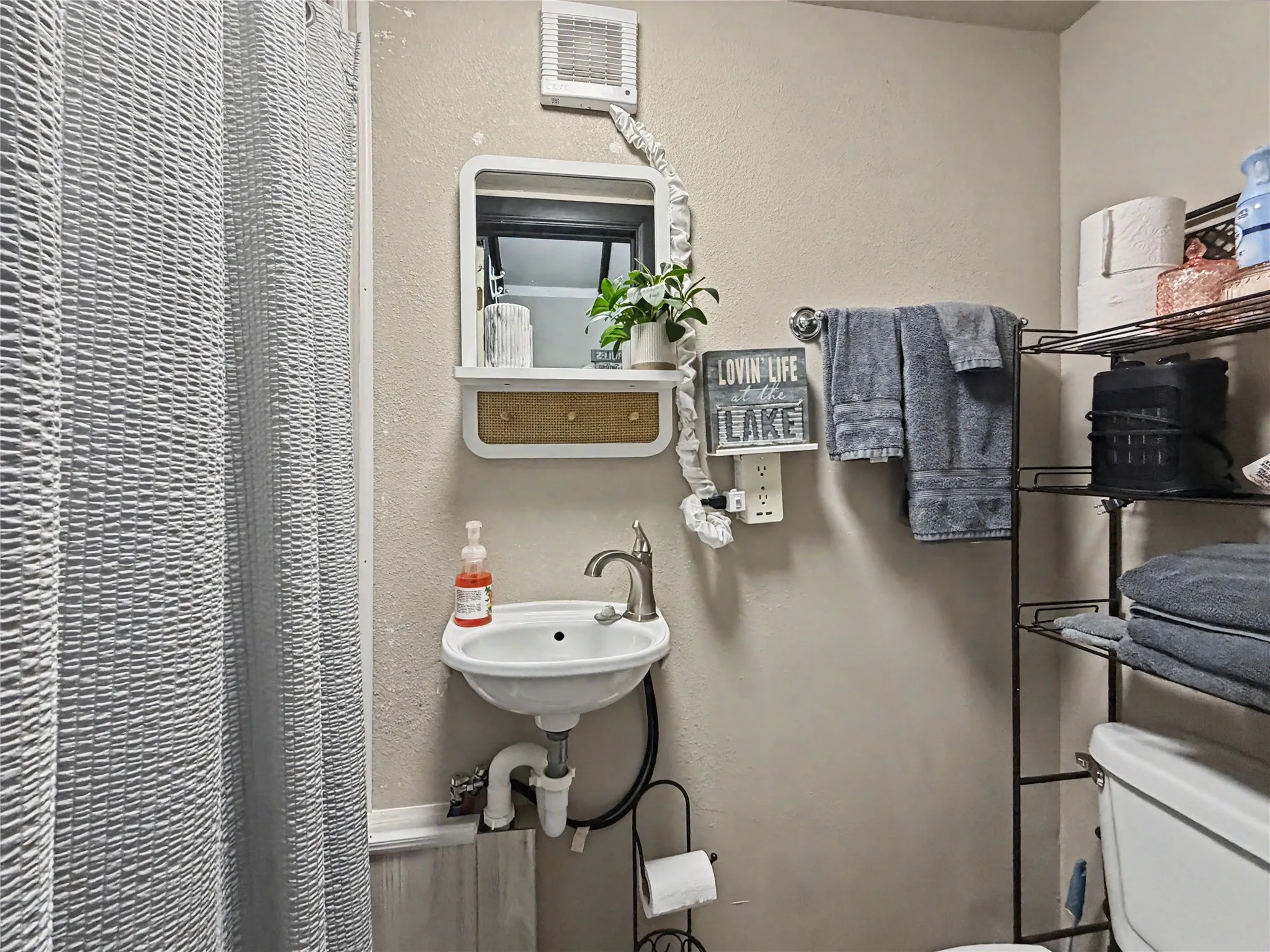 For Sale in Hood County , 2013 Bedford Court, Weatherford, Texas 76087, 7 Bedroom, 3 Bathroom, Garage spaces, 0 Sqft, built in 2025, mls#21381482, Real Estate Agent in Weatherford, Homes For Sale in Hood county, Homes For Sale in Weatherford, Realtor in Weatherford Texas, Real Estate Brokerage Independent Realty Texas, Luminita Cordes Realtor