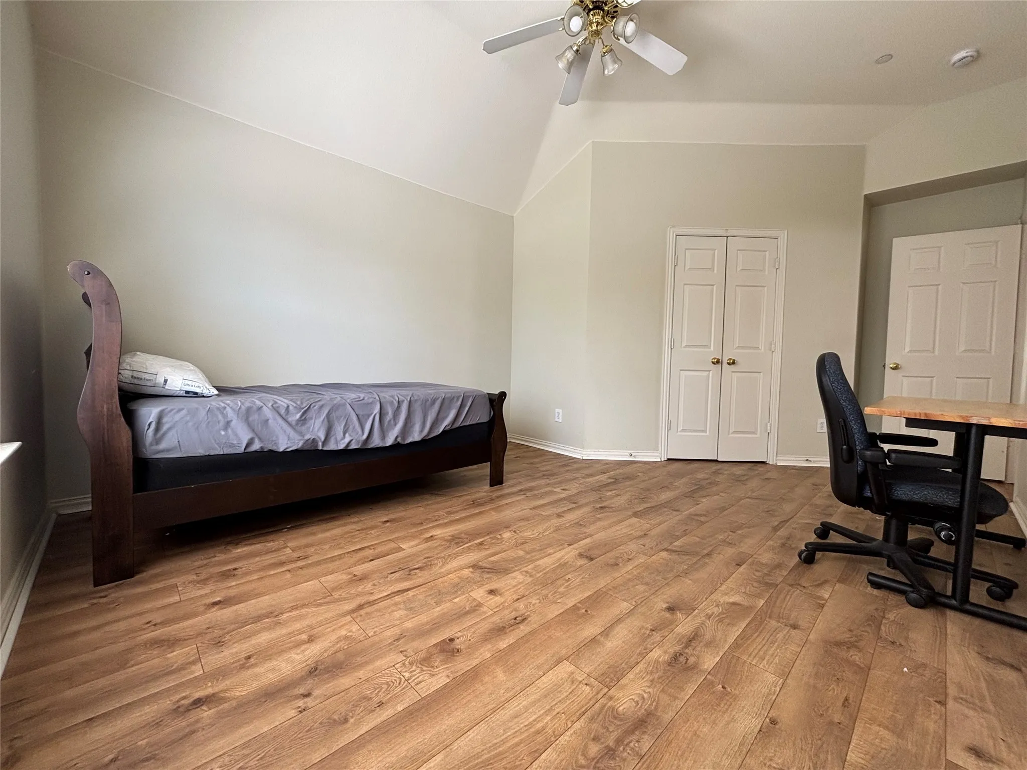Single Family Residence For Rent in Dallas County , 462 Richmond Street, Irving, Texas 75063, 4 Bedroom, 3 Bathroom, 2 Garage spaces, 3,024 Sqft, built in 2000, mls#21381484, Real Estate Agent in Irving, Homes For Rent in Dallas county, Homes For Rent in Irving, Realtor in Irving Texas, Real Estate Brokerage Independent Realty Texas, Luminita Cordes Realtor