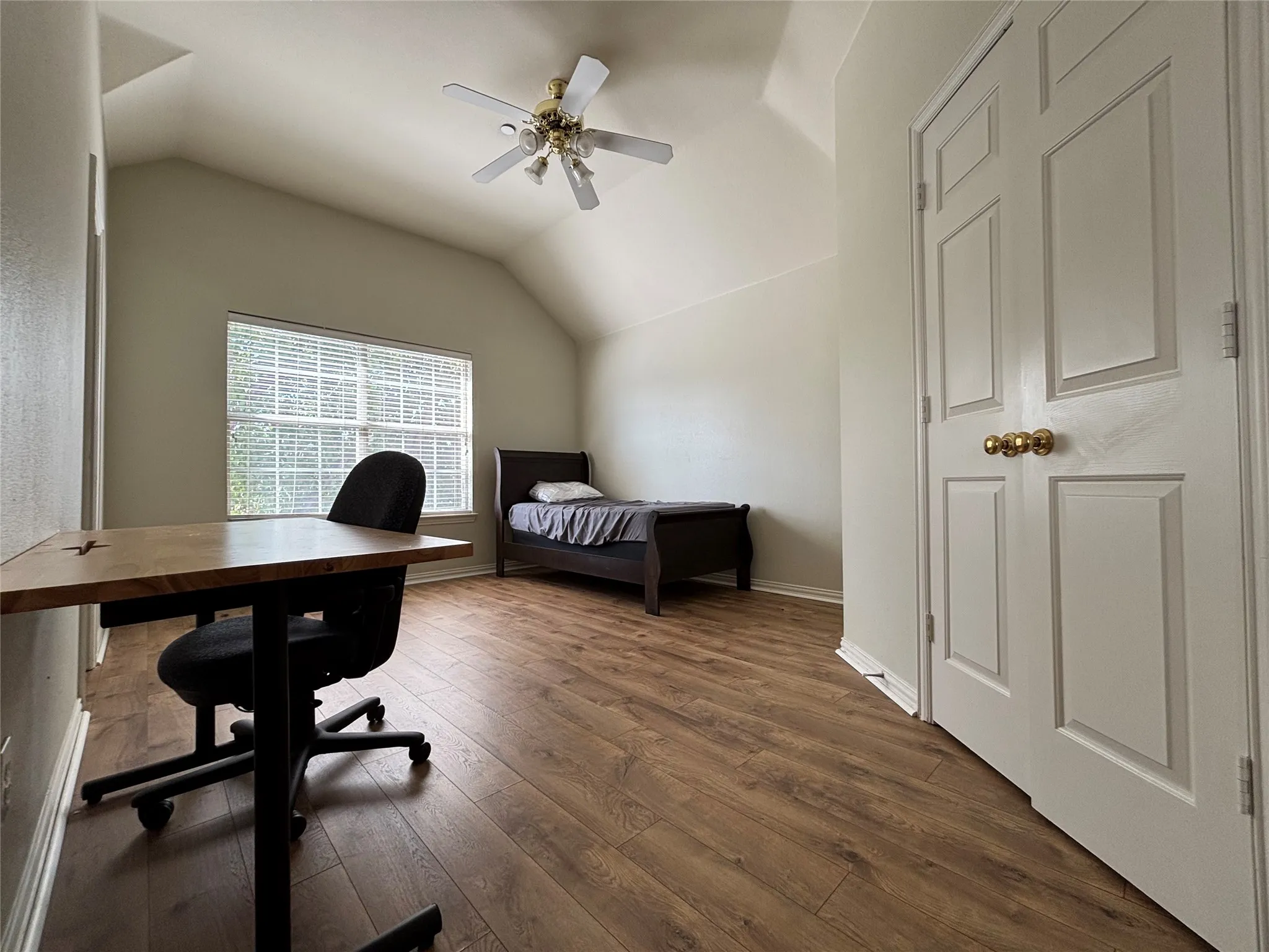 Single Family Residence For Rent in Dallas County , 462 Richmond Street, Irving, Texas 75063, 4 Bedroom, 3 Bathroom, 2 Garage spaces, 3,024 Sqft, built in 2000, mls#21381484, Real Estate Agent in Irving, Homes For Rent in Dallas county, Homes For Rent in Irving, Realtor in Irving Texas, Real Estate Brokerage Independent Realty Texas, Luminita Cordes Realtor