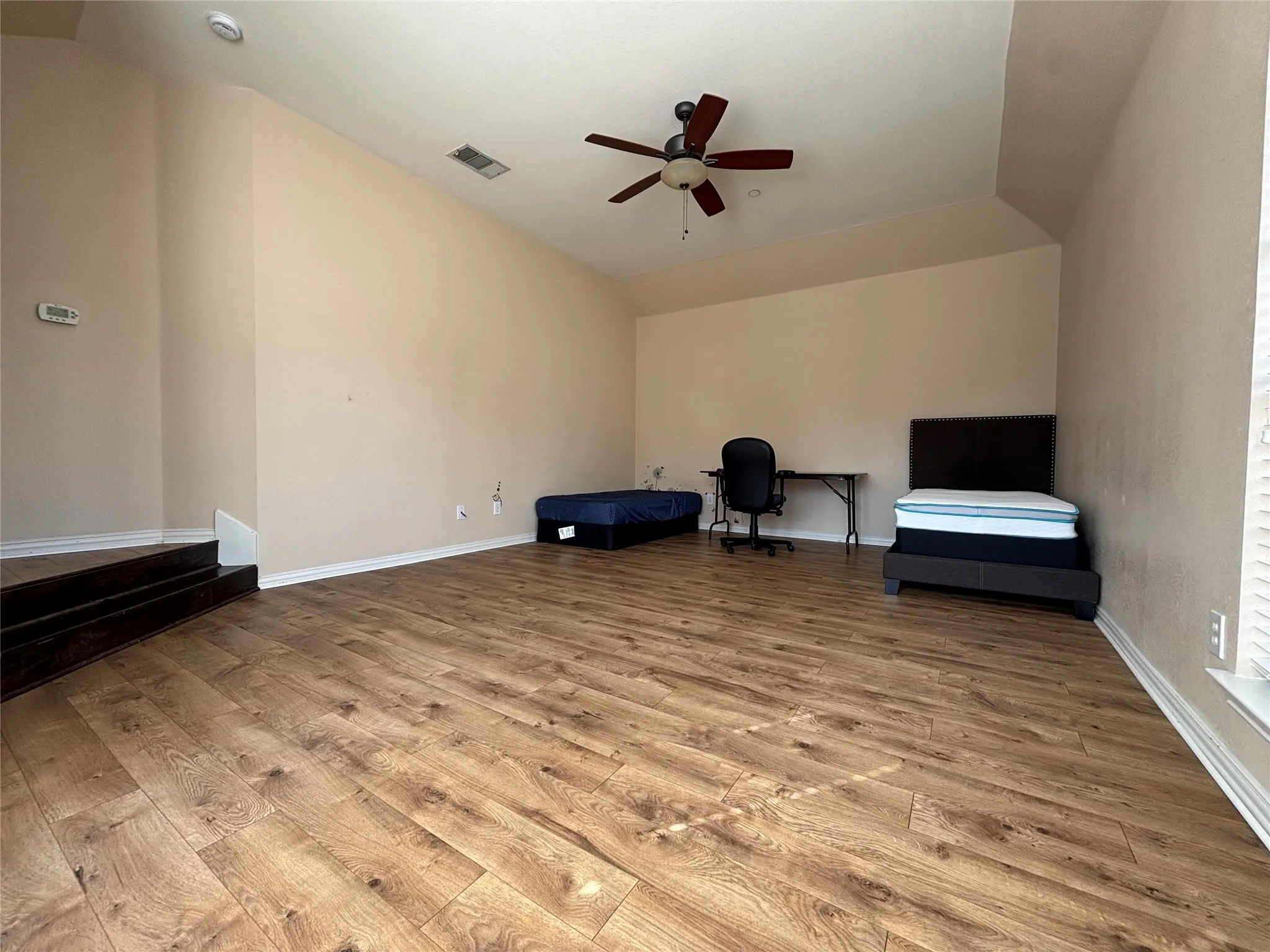 Single Family Residence For Rent in Dallas County , 462 Richmond Street, Irving, Texas 75063, 4 Bedroom, 3 Bathroom, 2 Garage spaces, 3,024 Sqft, built in 2000, mls#21381484, Real Estate Agent in Irving, Homes For Rent in Dallas county, Homes For Rent in Irving, Realtor in Irving Texas, Real Estate Brokerage Independent Realty Texas, Luminita Cordes Realtor
