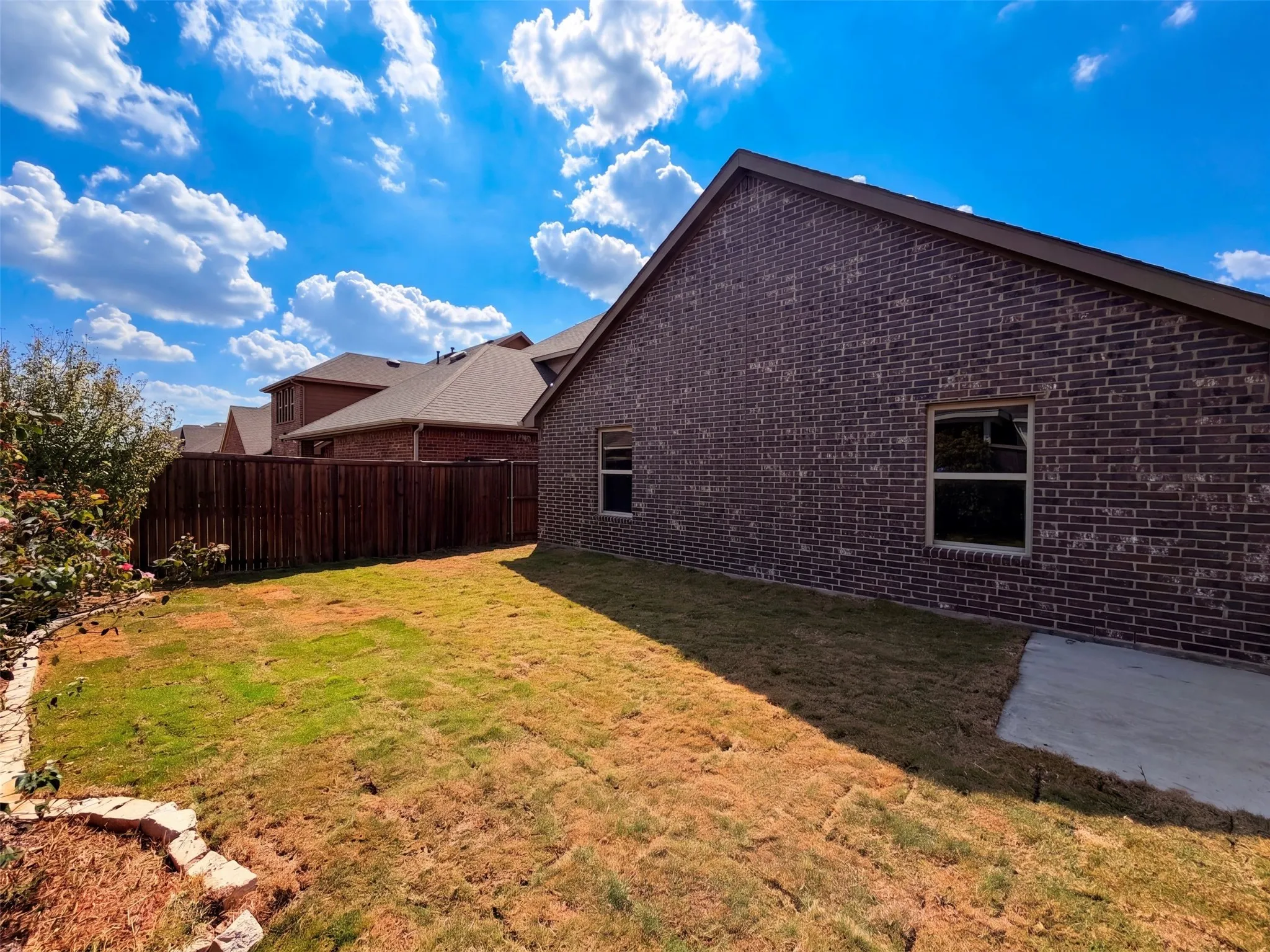 Single Family Residence For Sale in Kaufman County , 5558 Yarborough Drive, Forney, Texas 75126, 3 Bedroom, 2 Bathroom, 2 Garage spaces, 1,471 Sqft, built in 2020, mls#21381489, Real Estate Agent in Forney, Homes For Sale in Kaufman county, Homes For Sale in Forney, Realtor in Forney Texas, Real Estate Brokerage Independent Realty Texas, Luminita Cordes Realtor
