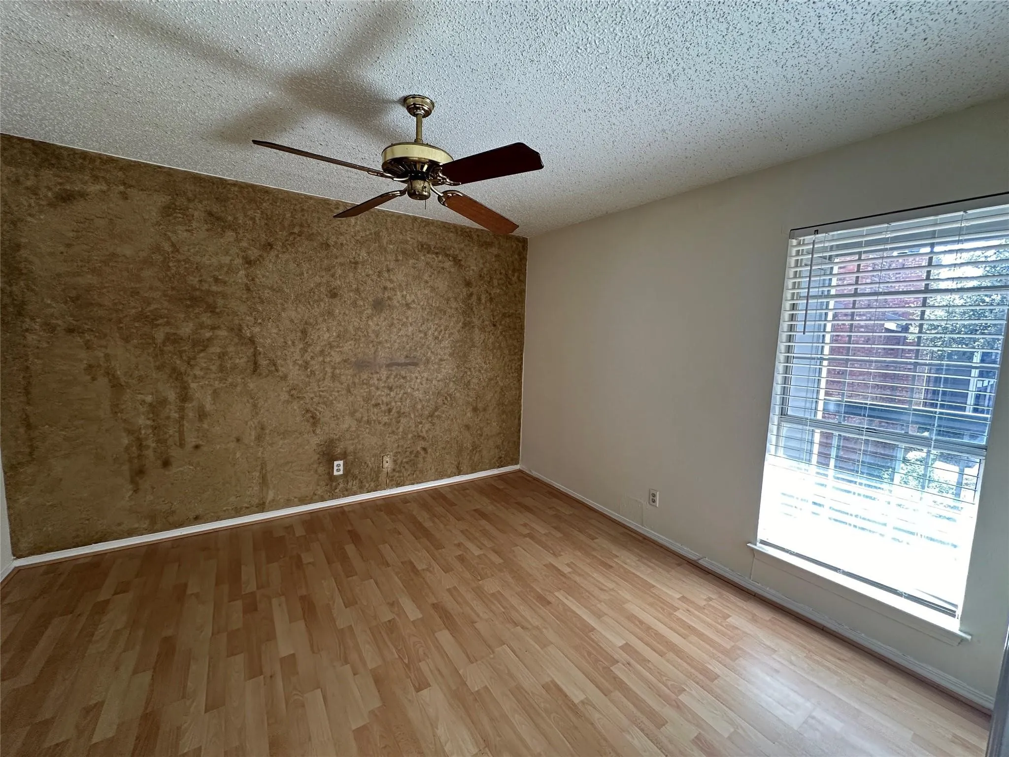 Condominium For Rent in Collin County , 18333 Roehampton Drive 223, Dallas, Texas 75252, 1 Bedroom, 1 Bathroom, Garage spaces, 600 Sqft, built in 1985, mls#21381477, Real Estate Agent in Dallas, Homes For Rent in Collin county, Homes For Rent in Dallas, Realtor in Dallas Texas, Real Estate Brokerage Independent Realty Texas, Luminita Cordes Realtor