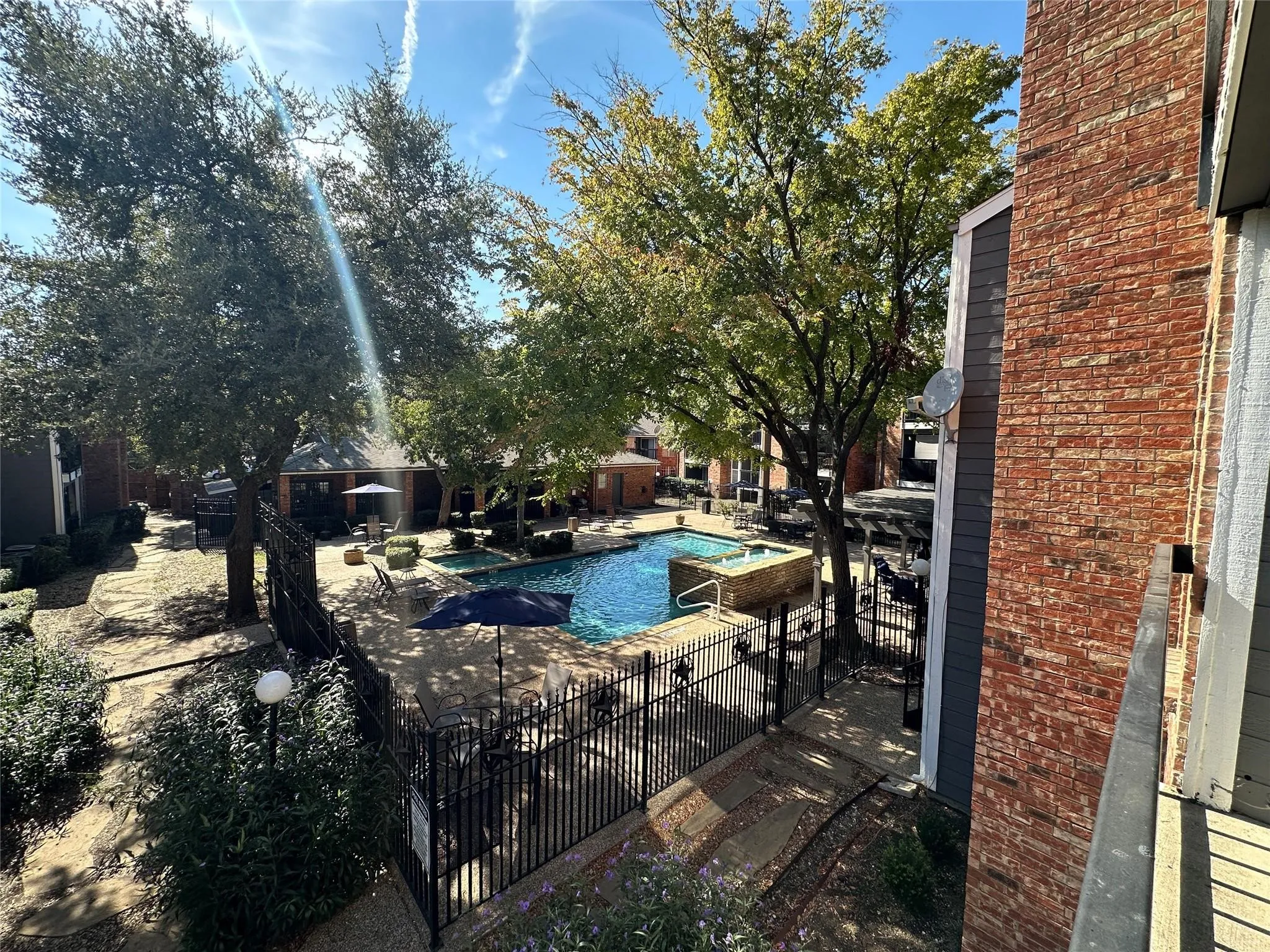 Condominium For Rent in Collin County , 18333 Roehampton Drive 223, Dallas, Texas 75252, 1 Bedroom, 1 Bathroom, Garage spaces, 600 Sqft, built in 1985, mls#21381477, Real Estate Agent in Dallas, Homes For Rent in Collin county, Homes For Rent in Dallas, Realtor in Dallas Texas, Real Estate Brokerage Independent Realty Texas, Luminita Cordes Realtor