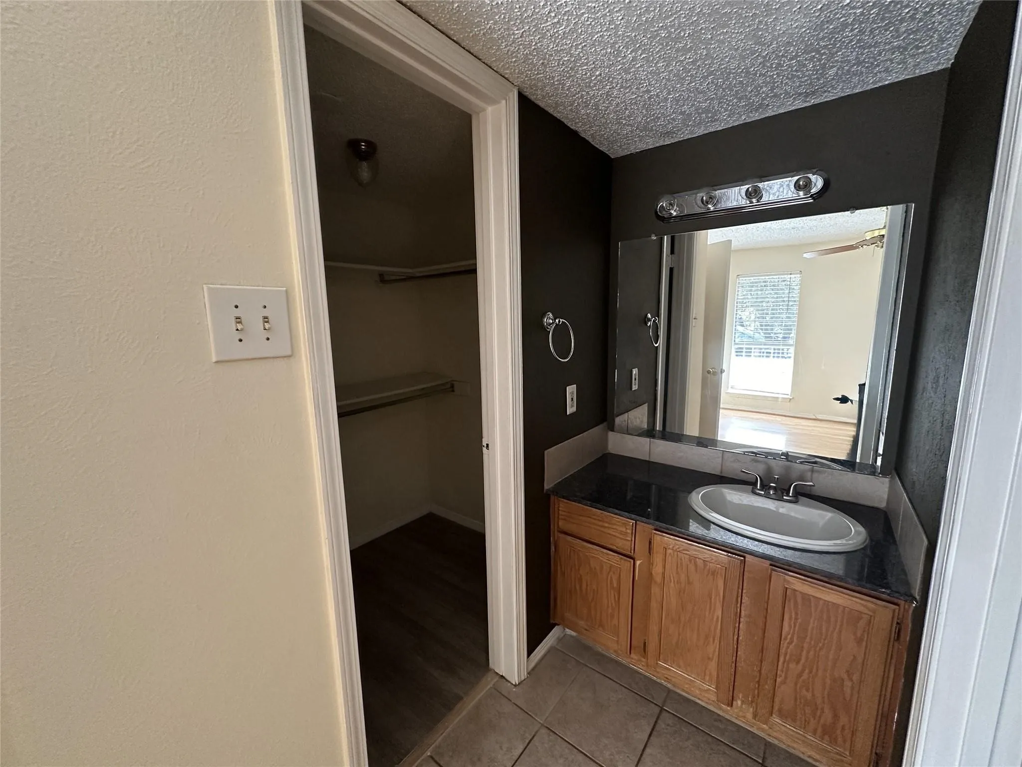 Condominium For Rent in Collin County , 18333 Roehampton Drive 223, Dallas, Texas 75252, 1 Bedroom, 1 Bathroom, Garage spaces, 600 Sqft, built in 1985, mls#21381477, Real Estate Agent in Dallas, Homes For Rent in Collin county, Homes For Rent in Dallas, Realtor in Dallas Texas, Real Estate Brokerage Independent Realty Texas, Luminita Cordes Realtor