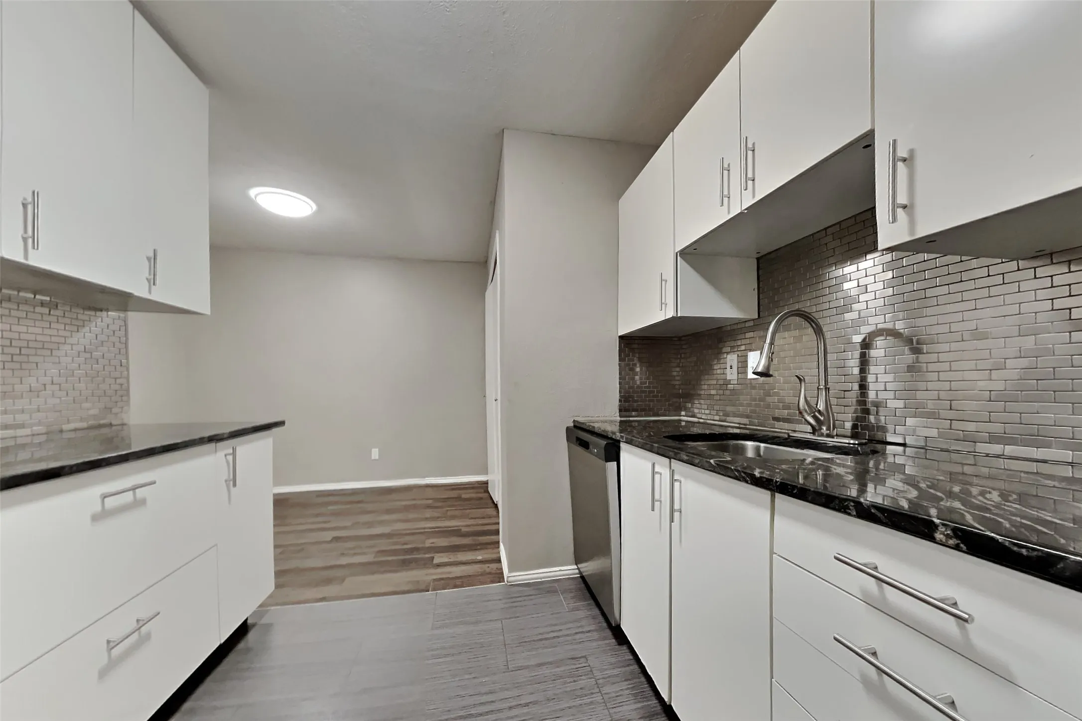 Single Family Residence For Rent in Tarrant County , 4605 Greenfield Drive, Arlington, Texas 76016, 3 Bedroom, 2 Bathroom, 2 Garage spaces, 1,545 Sqft, built in 1979, mls#21381500, Real Estate Agent in Arlington, Homes For Rent in Tarrant county, Homes For Rent in Arlington, Realtor in Arlington Texas, Real Estate Brokerage Independent Realty Texas, Luminita Cordes Realtor