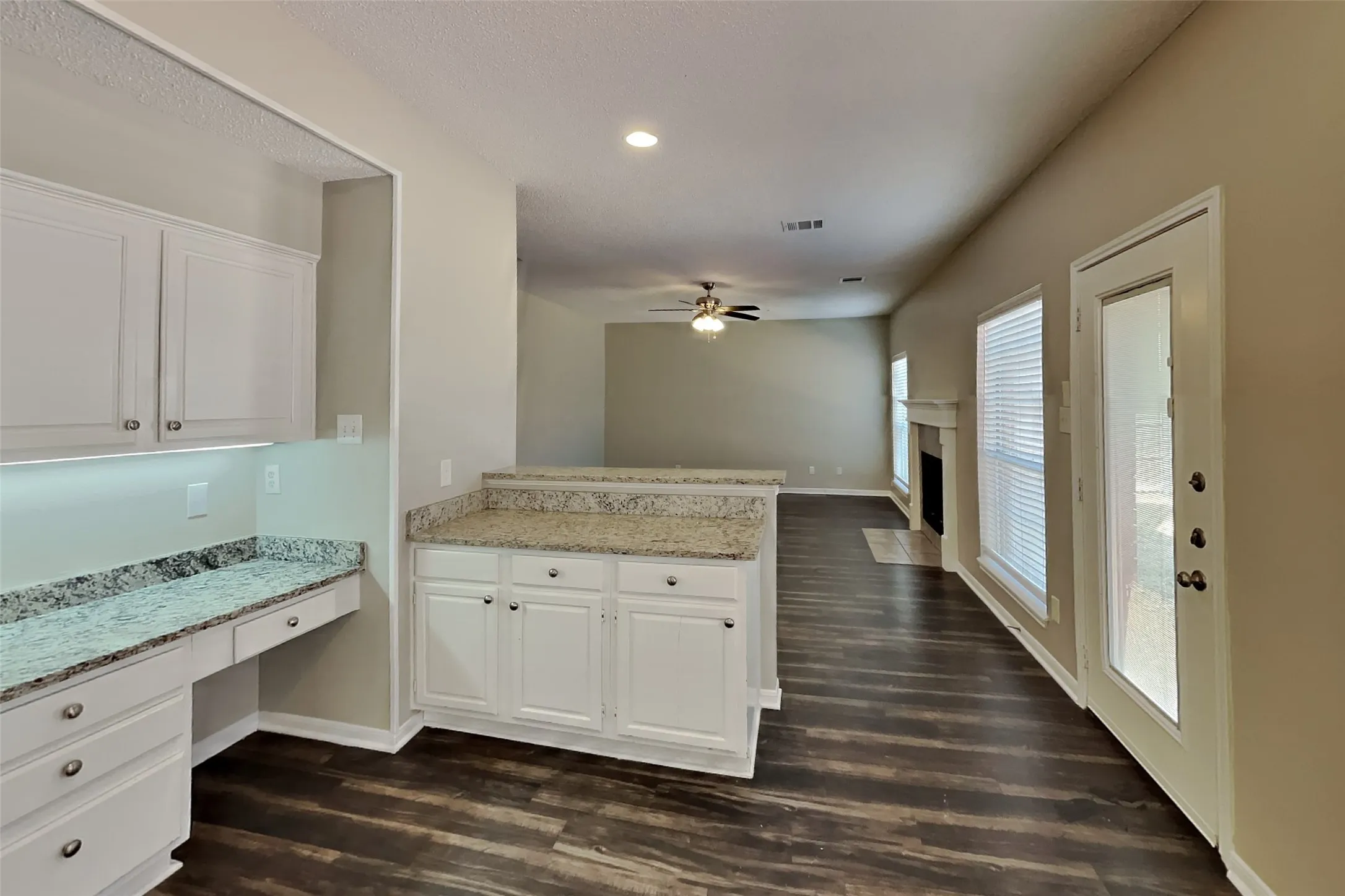 Single Family Residence For Rent in Collin County , 713 Sycamore Creek Road, Allen, Texas 75002, 4 Bedroom, 3 Bathroom, 2 Garage spaces, 2,318 Sqft, built in 1990, mls#21381512, Real Estate Agent in Allen, Homes For Rent in Collin county, Homes For Rent in Allen, Realtor in Allen Texas, Real Estate Brokerage Independent Realty Texas, Luminita Cordes Realtor