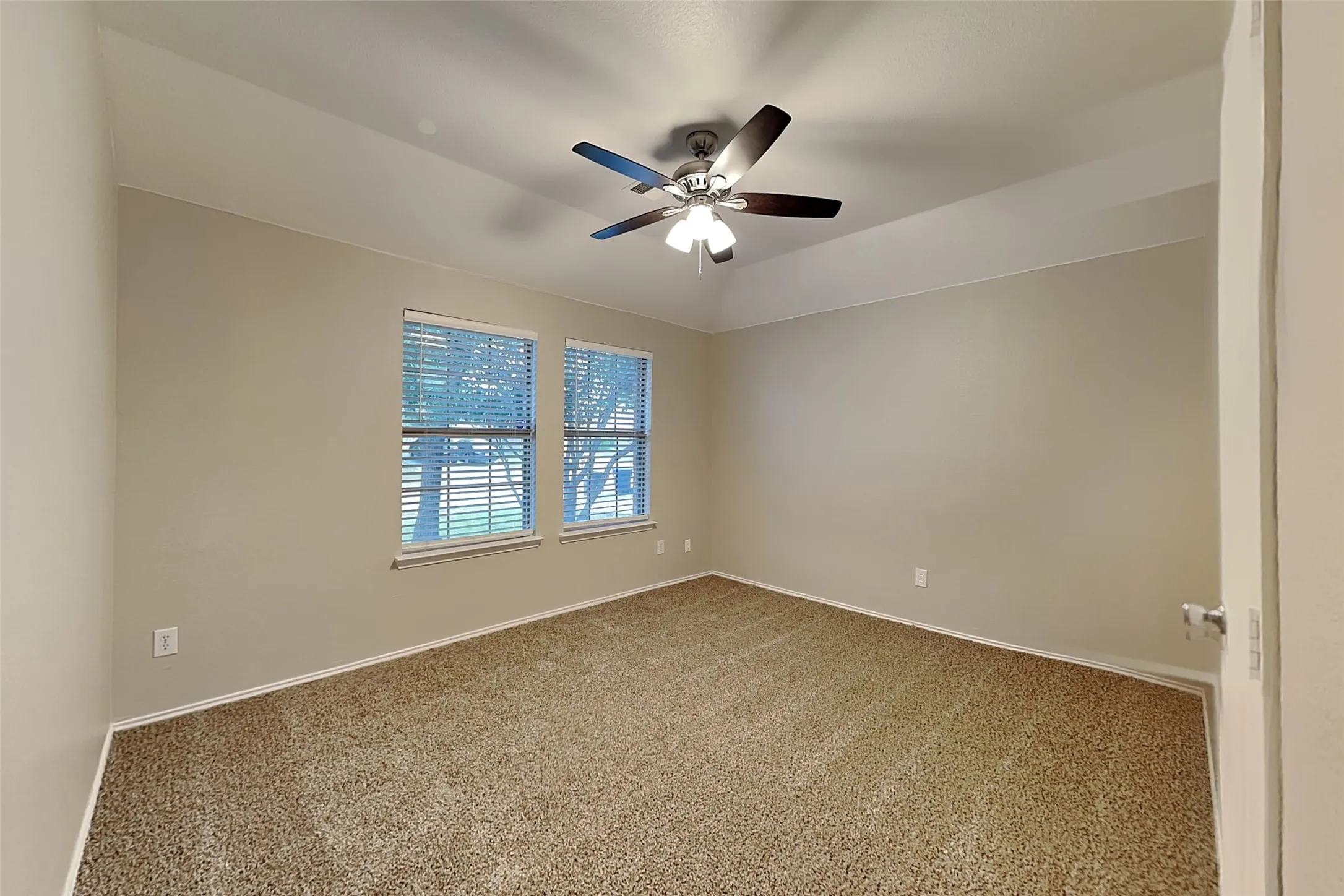 Single Family Residence For Rent in Collin County , 3201 Grant Street, Mc Kinney, Texas 75071, 3 Bedroom, 2 Bathroom, 2 Garage spaces, 1,572 Sqft, built in 2005, mls#21381517, Real Estate Agent in Mc Kinney, Homes For Rent in Collin county, Homes For Rent in Mc Kinney, Realtor in Mc Kinney Texas, Real Estate Brokerage Independent Realty Texas, Luminita Cordes Realtor