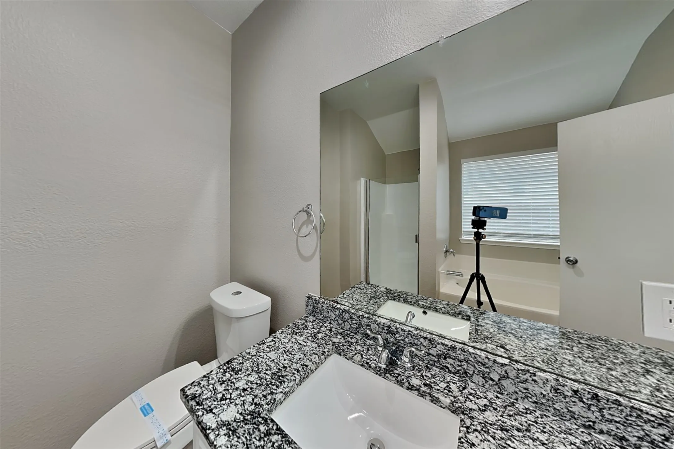 Single Family Residence For Rent in Collin County , 3201 Grant Street, Mc Kinney, Texas 75071, 3 Bedroom, 2 Bathroom, 2 Garage spaces, 1,572 Sqft, built in 2005, mls#21381517, Real Estate Agent in Mc Kinney, Homes For Rent in Collin county, Homes For Rent in Mc Kinney, Realtor in Mc Kinney Texas, Real Estate Brokerage Independent Realty Texas, Luminita Cordes Realtor