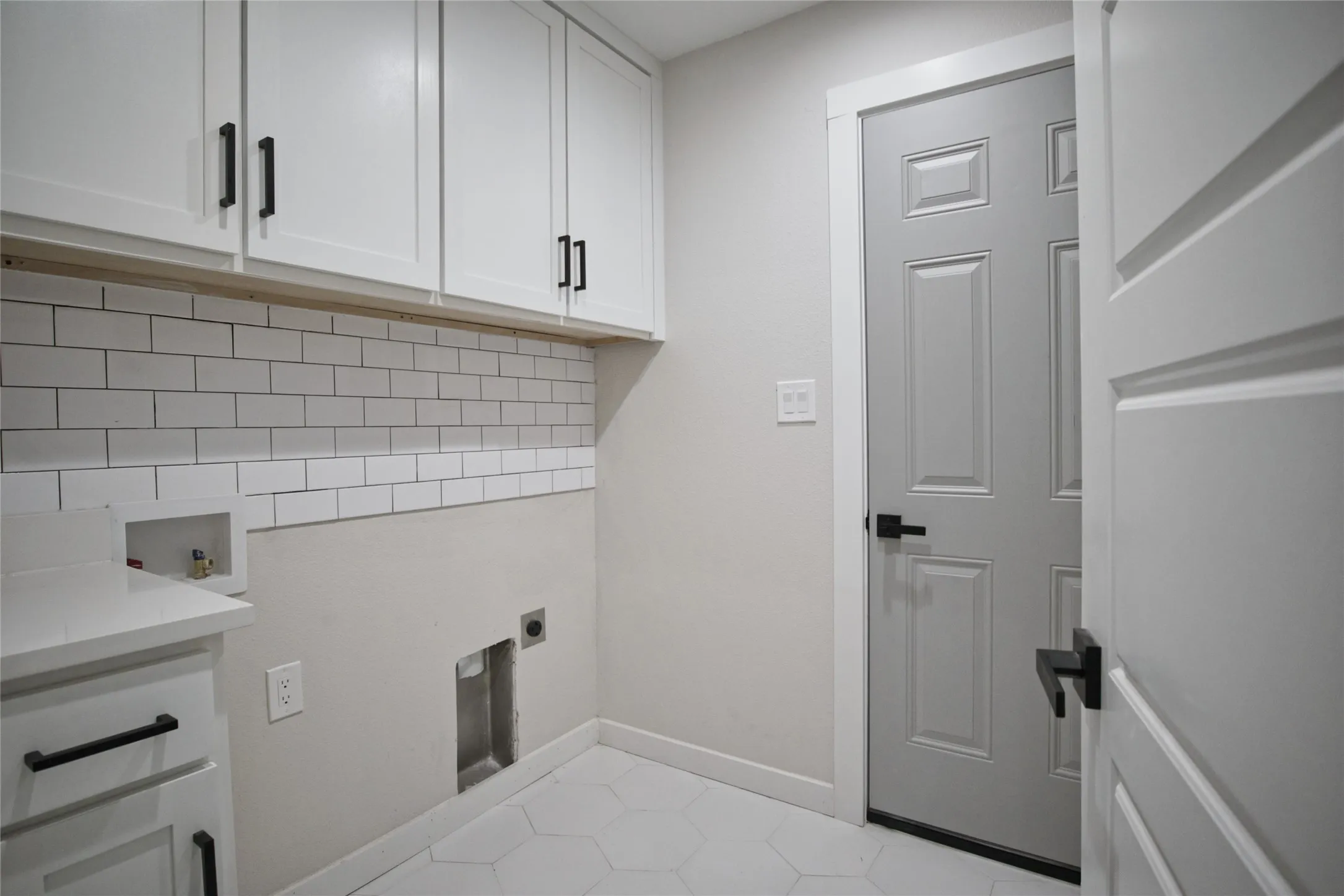 Single Family Residence For Rent in Tarrant County , 6576 Old Mill Circle, Watauga, Texas 76148, 4 Bedroom, 2 Bathroom, 2 Garage spaces, 1,659 Sqft, built in 2021, mls#21381538, Real Estate Agent in Watauga, Homes For Rent in Tarrant county, Homes For Rent in Watauga, Realtor in Watauga Texas, Real Estate Brokerage Independent Realty Texas, Luminita Cordes Realtor