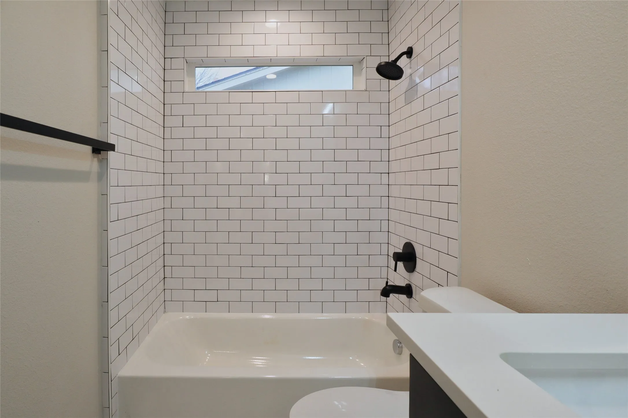 Single Family Residence For Rent in Tarrant County , 6576 Old Mill Circle, Watauga, Texas 76148, 4 Bedroom, 2 Bathroom, 2 Garage spaces, 1,659 Sqft, built in 2021, mls#21381538, Real Estate Agent in Watauga, Homes For Rent in Tarrant county, Homes For Rent in Watauga, Realtor in Watauga Texas, Real Estate Brokerage Independent Realty Texas, Luminita Cordes Realtor