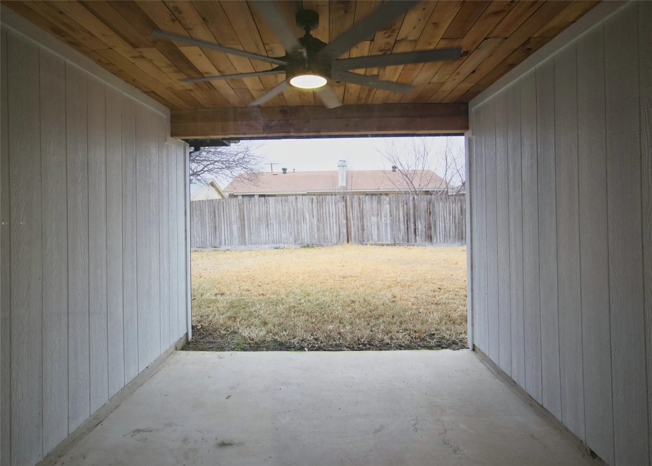 Single Family Residence For Rent in Tarrant County , 6576 Old Mill Circle, Watauga, Texas 76148, 4 Bedroom, 2 Bathroom, 2 Garage spaces, 1,659 Sqft, built in 2021, mls#21381538, Real Estate Agent in Watauga, Homes For Rent in Tarrant county, Homes For Rent in Watauga, Realtor in Watauga Texas, Real Estate Brokerage Independent Realty Texas, Luminita Cordes Realtor