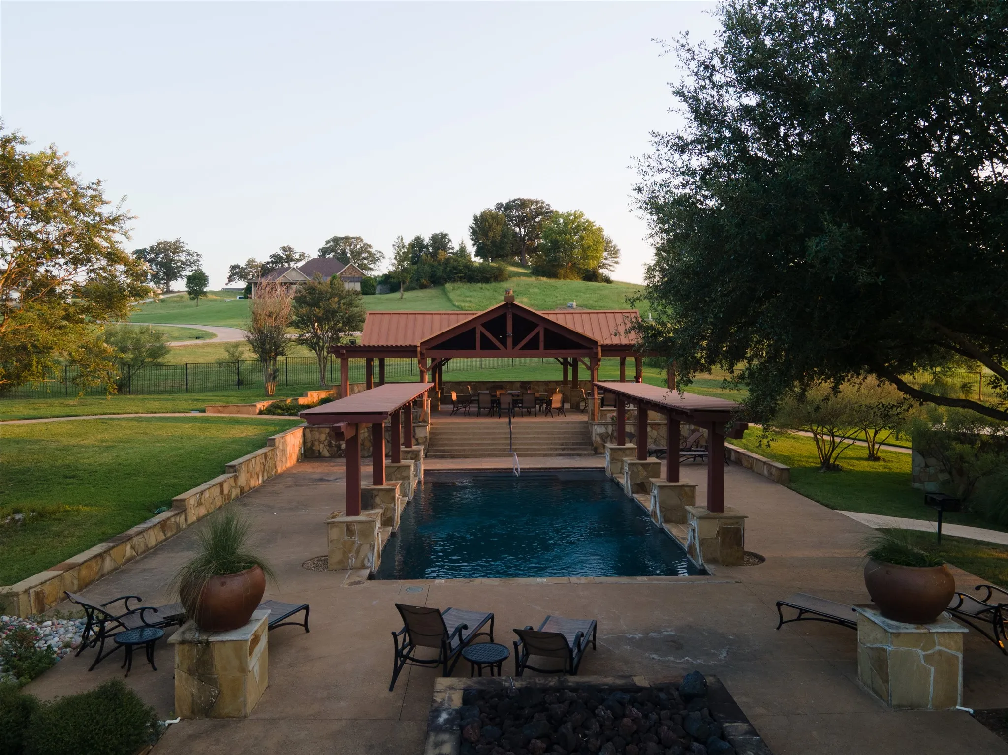 Waters Edge amenities
