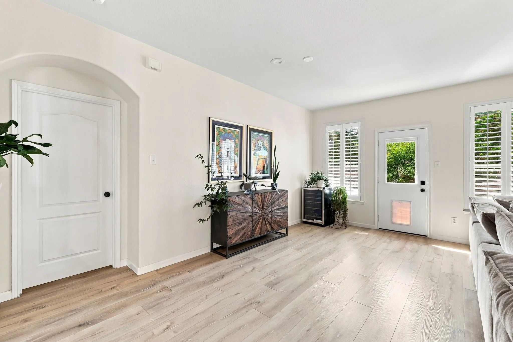 Single Family Residence For Sale in Denton County , 1512 Augusta Drive, Savannah, Texas 76227, 3 Bedroom, 2 Bathroom, 2 Garage spaces, 2,034 Sqft, built in 2008, mls#21380004, Real Estate Agent in Savannah, Homes For Sale in Denton county, Homes For Sale in Savannah, Realtor in Savannah Texas, Real Estate Brokerage Independent Realty Texas, Luminita Cordes Realtor