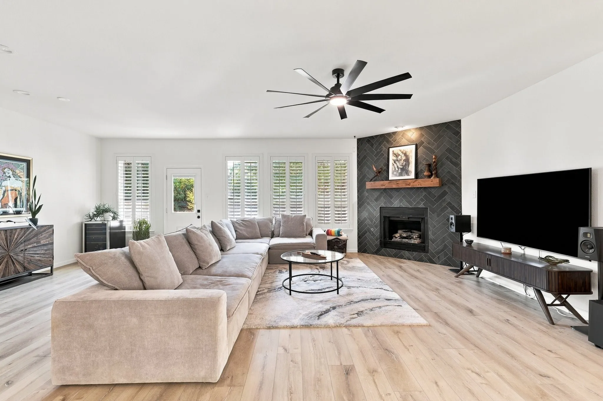 Single Family Residence For Sale in Denton County , 1512 Augusta Drive, Savannah, Texas 76227, 3 Bedroom, 2 Bathroom, 2 Garage spaces, 2,034 Sqft, built in 2008, mls#21380004, Real Estate Agent in Savannah, Homes For Sale in Denton county, Homes For Sale in Savannah, Realtor in Savannah Texas, Real Estate Brokerage Independent Realty Texas, Luminita Cordes Realtor