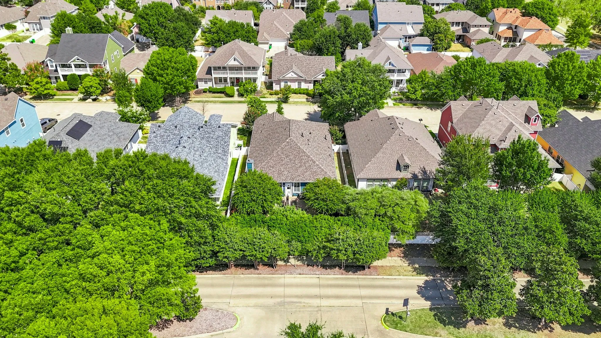 Single Family Residence For Sale in Denton County , 1512 Augusta Drive, Savannah, Texas 76227, 3 Bedroom, 2 Bathroom, 2 Garage spaces, 2,034 Sqft, built in 2008, mls#21380004, Real Estate Agent in Savannah, Homes For Sale in Denton county, Homes For Sale in Savannah, Realtor in Savannah Texas, Real Estate Brokerage Independent Realty Texas, Luminita Cordes Realtor