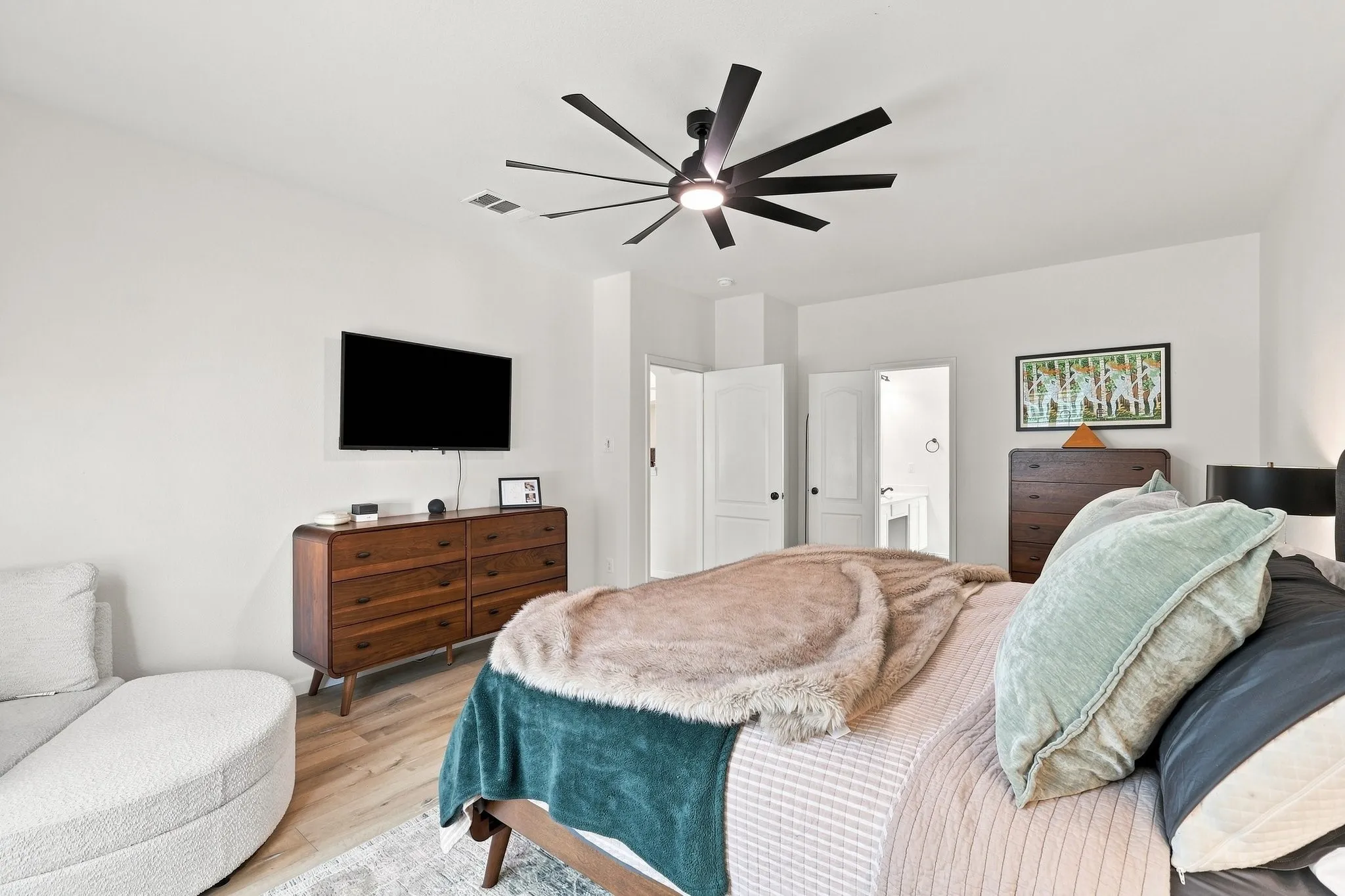 Single Family Residence For Sale in Denton County , 1512 Augusta Drive, Savannah, Texas 76227, 3 Bedroom, 2 Bathroom, 2 Garage spaces, 2,034 Sqft, built in 2008, mls#21380004, Real Estate Agent in Savannah, Homes For Sale in Denton county, Homes For Sale in Savannah, Realtor in Savannah Texas, Real Estate Brokerage Independent Realty Texas, Luminita Cordes Realtor